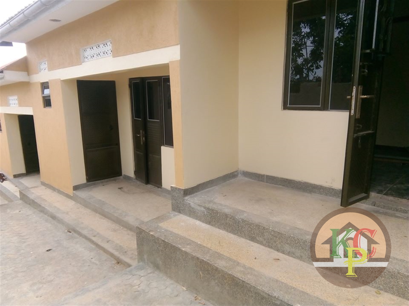 Semi Detached for rent in Bweyogerere Wakiso