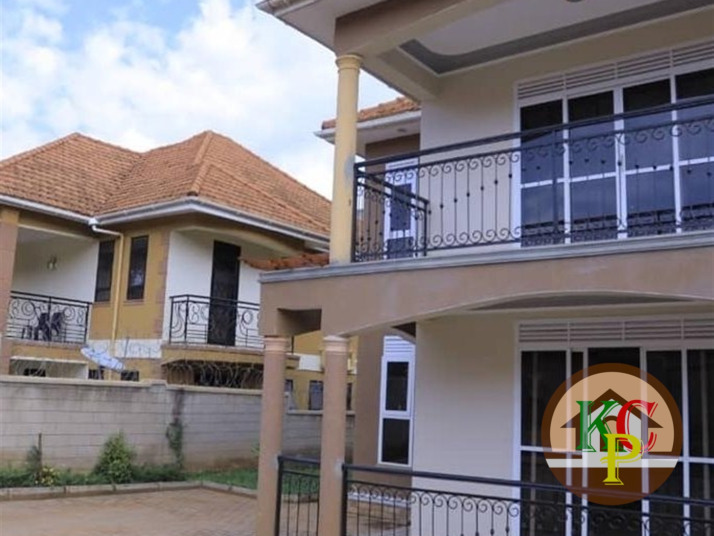 Mansion for sale in Kyaliwajjala Wakiso