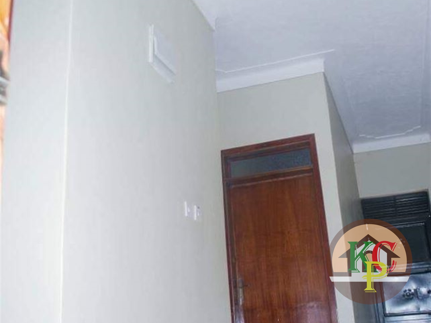 Semi Detached for rent in Mpererwe Kampala