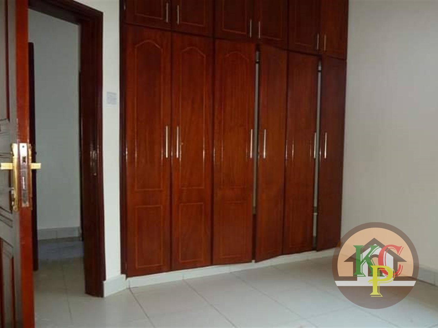 Apartment for rent in Kisaasi Kampala