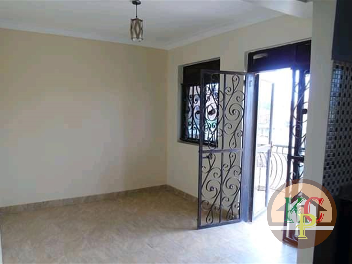 Semi Detached for rent in Kiwaatule Kampala