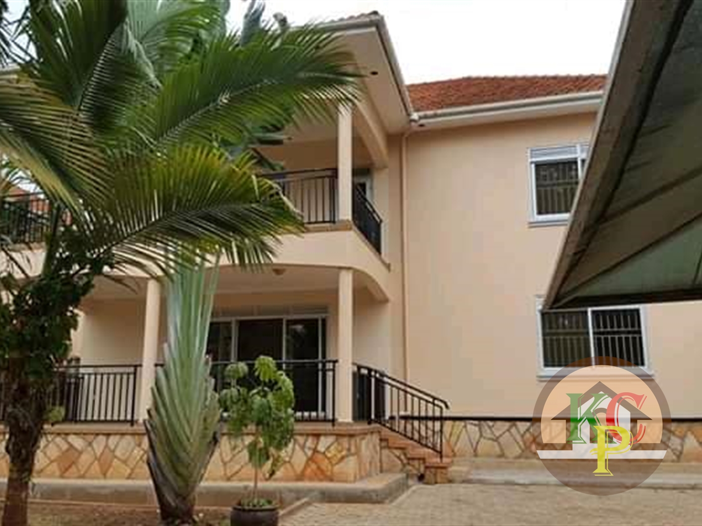 Mansion for rent in Mbuya Kampala