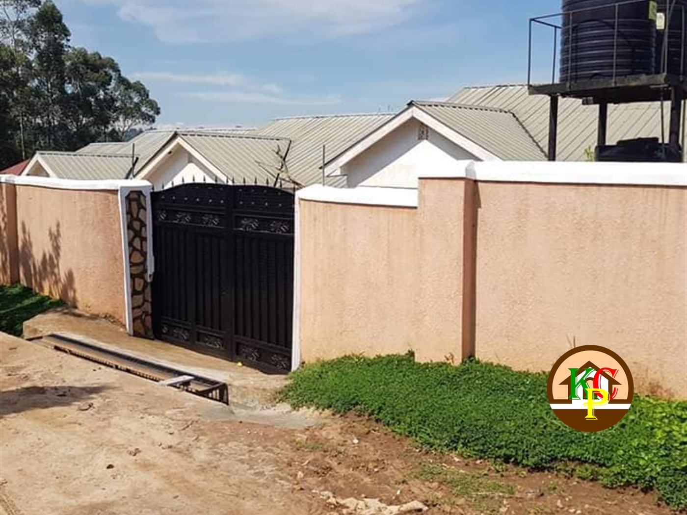 Semi Detached for rent in Kasangati Wakiso