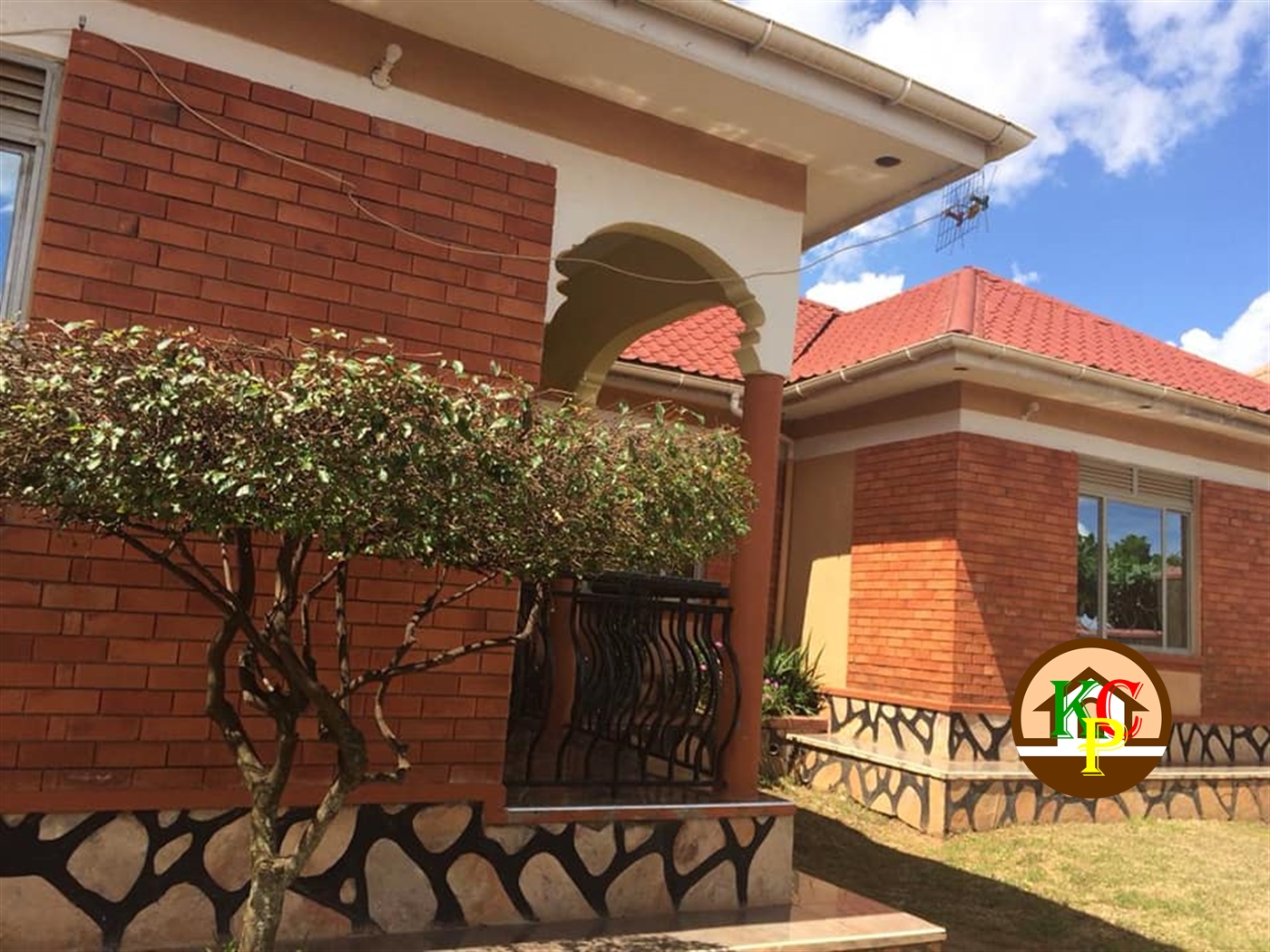 Bungalow for sale in Buloba Wakiso