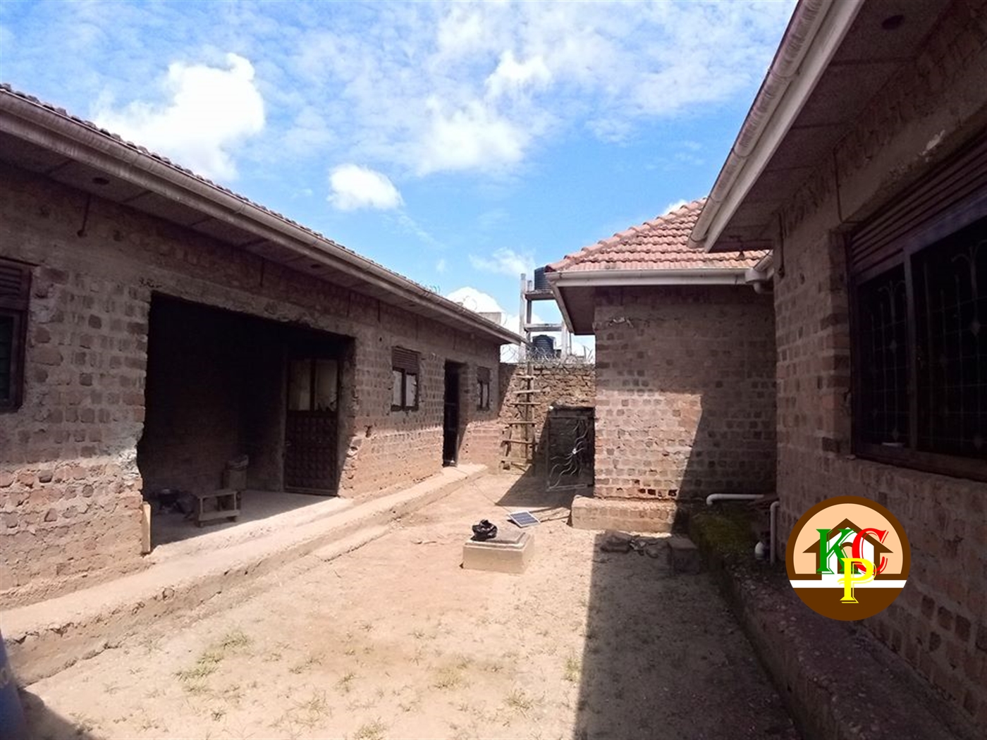 Shell House for sale in Seguku Wakiso