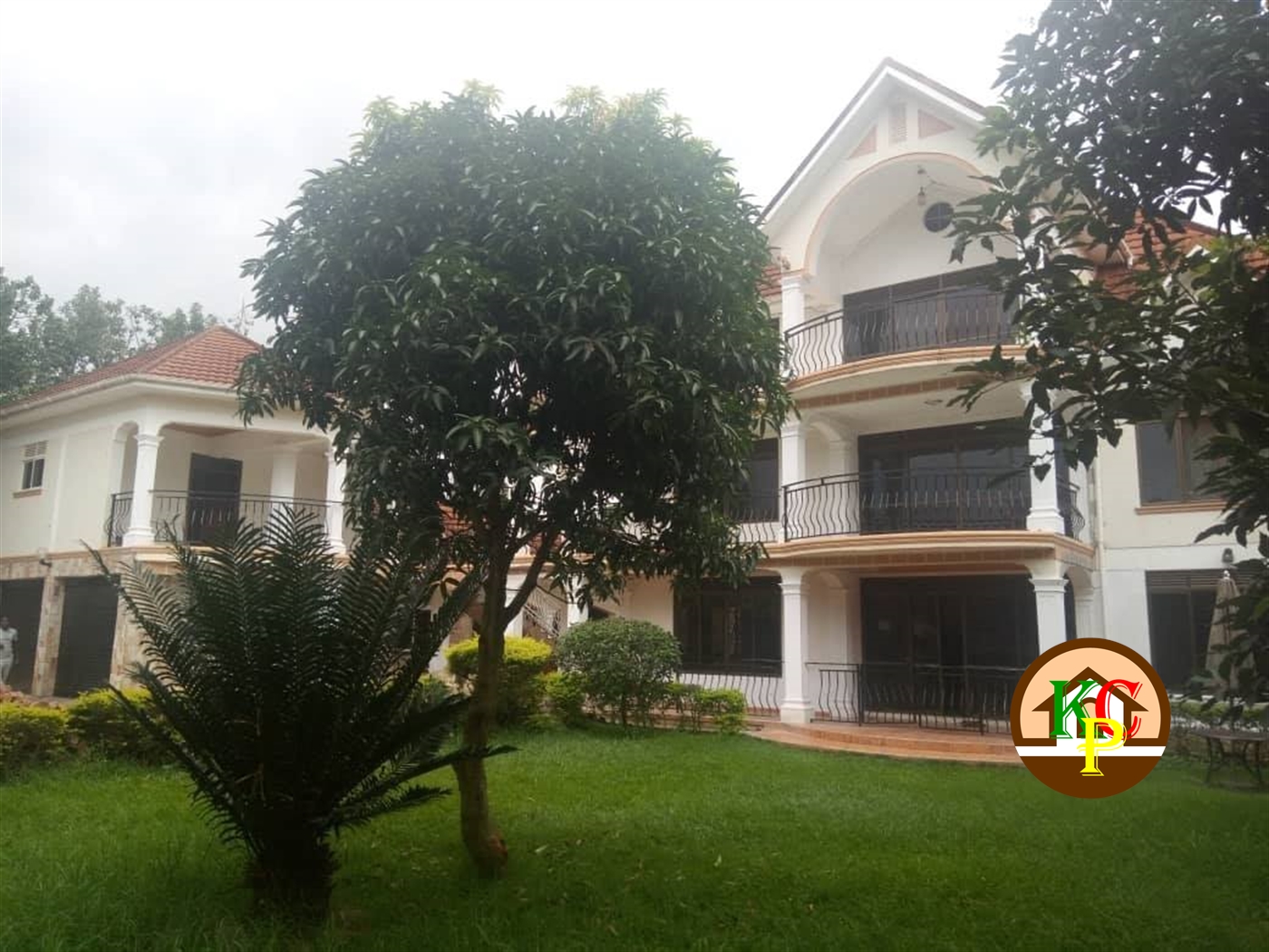 Mansion for sale in Bbunga Kampala