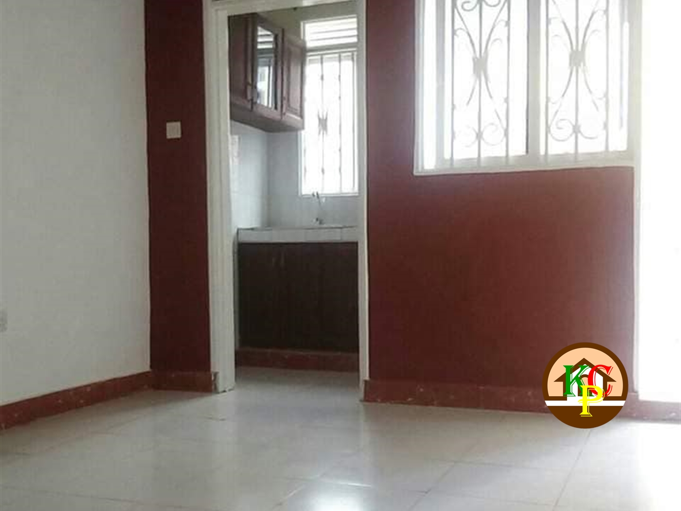 Semi Detached for rent in Mutungo Kampala