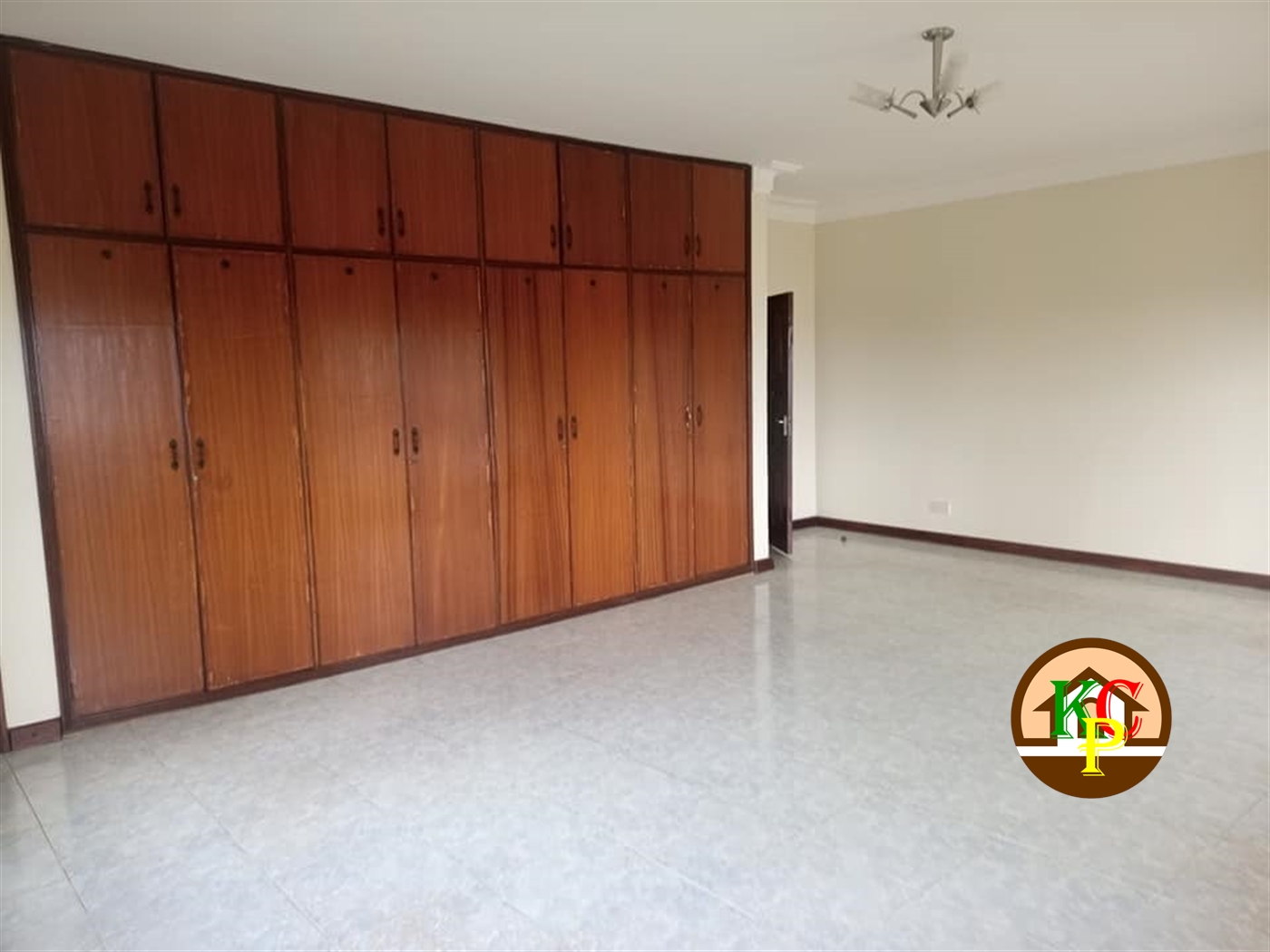 Storeyed house for rent in Mbuya Kampala