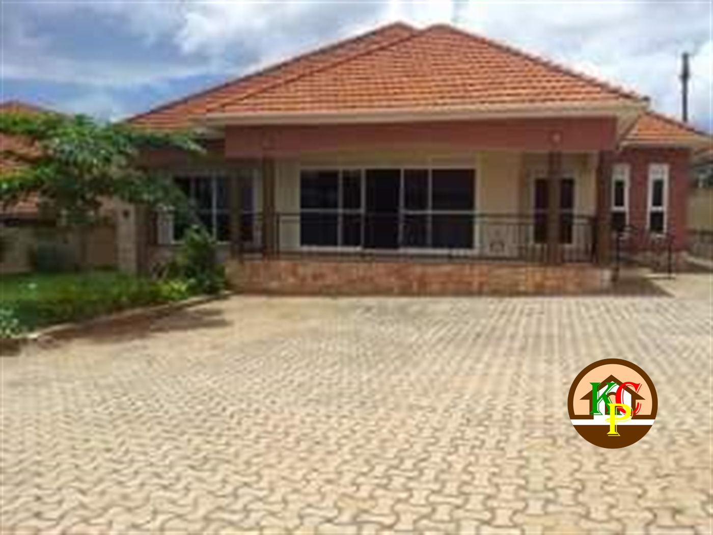 Bungalow for rent in Naalya Kampala