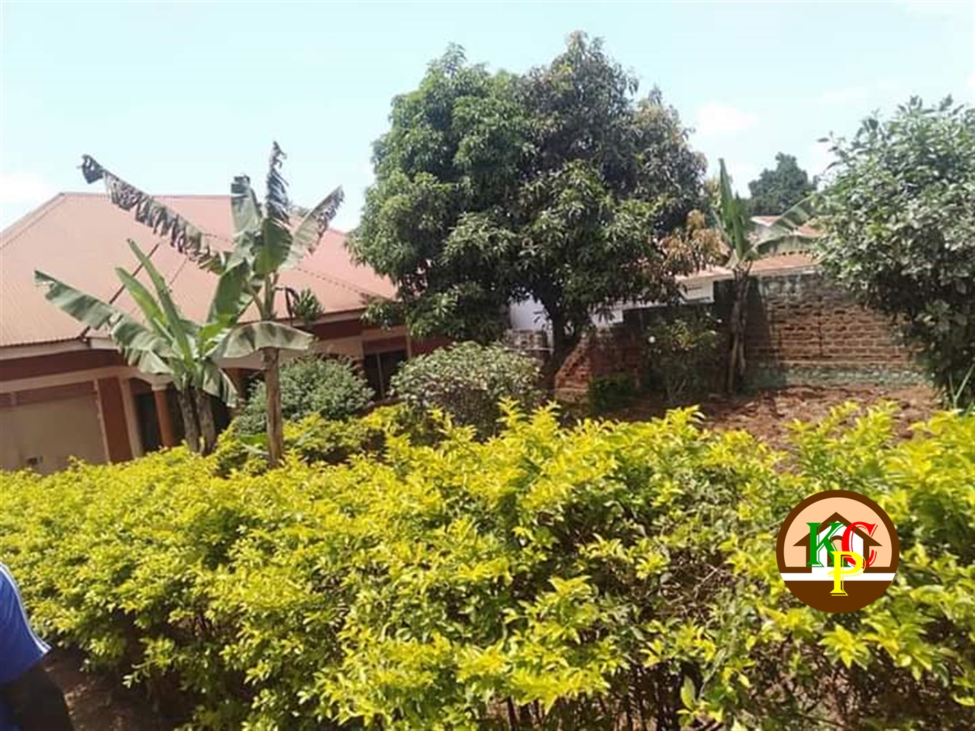 Bungalow for sale in Kitende Wakiso