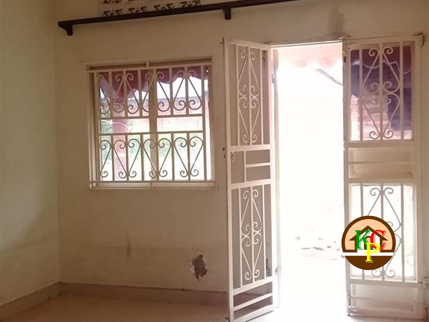 Semi Detached for rent in Mpererwe Wakiso