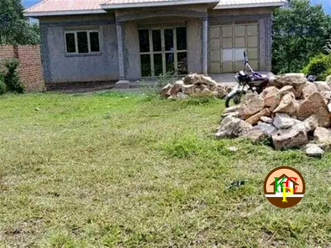 Bungalow for sale in Kakiri Wakiso