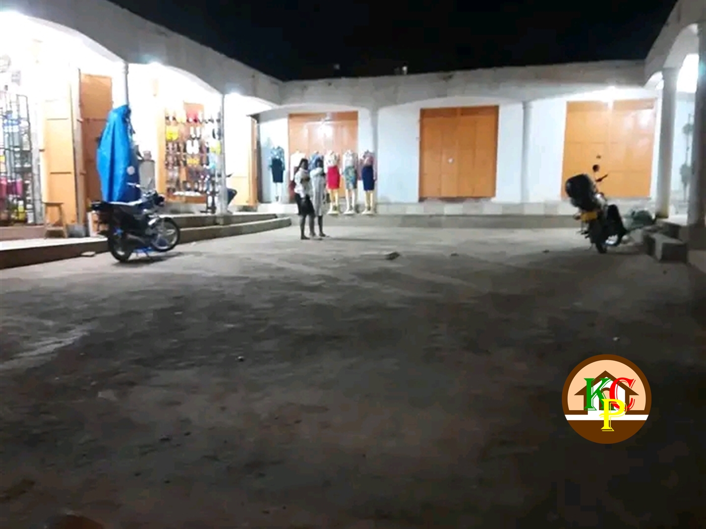 Shop for rent in Bweyogerere Wakiso