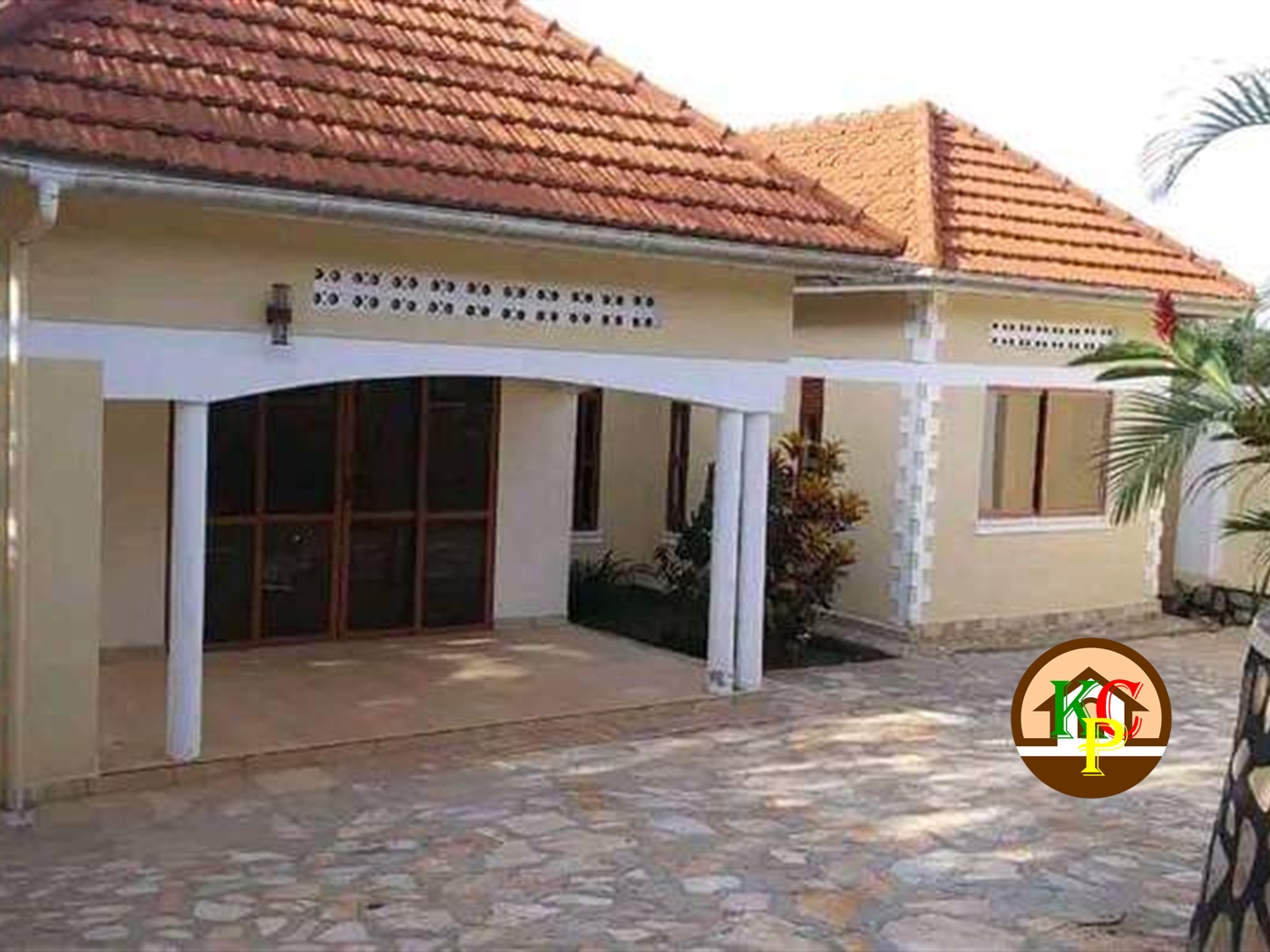 Bungalow for rent in Kira Wakiso