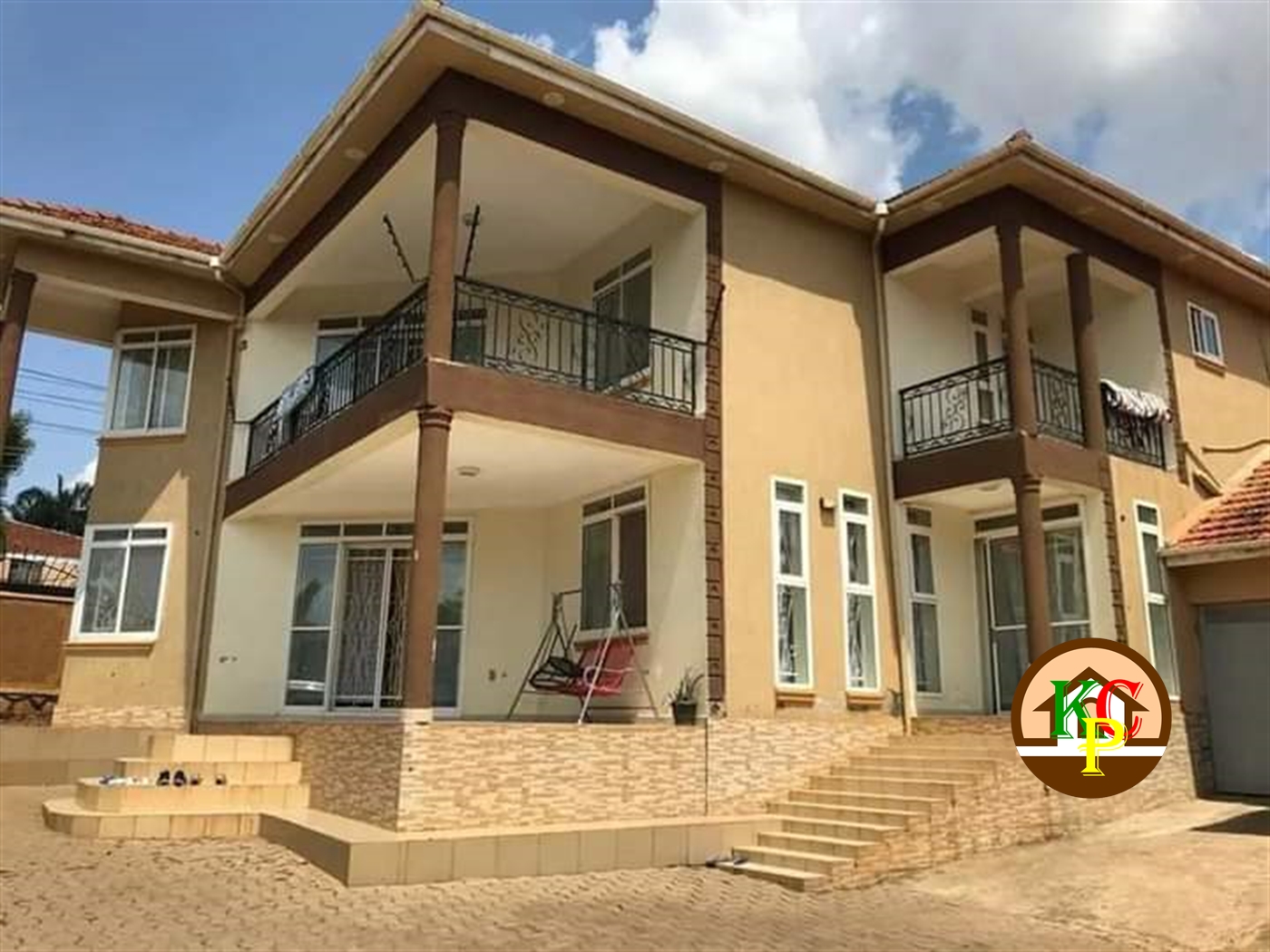 Storeyed house for sale in Bbunga Wakiso