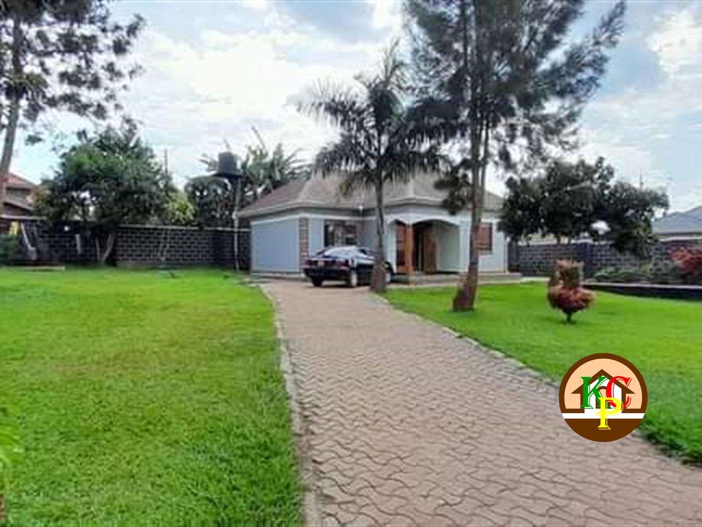 Bungalow for sale in Kawempe Wakiso