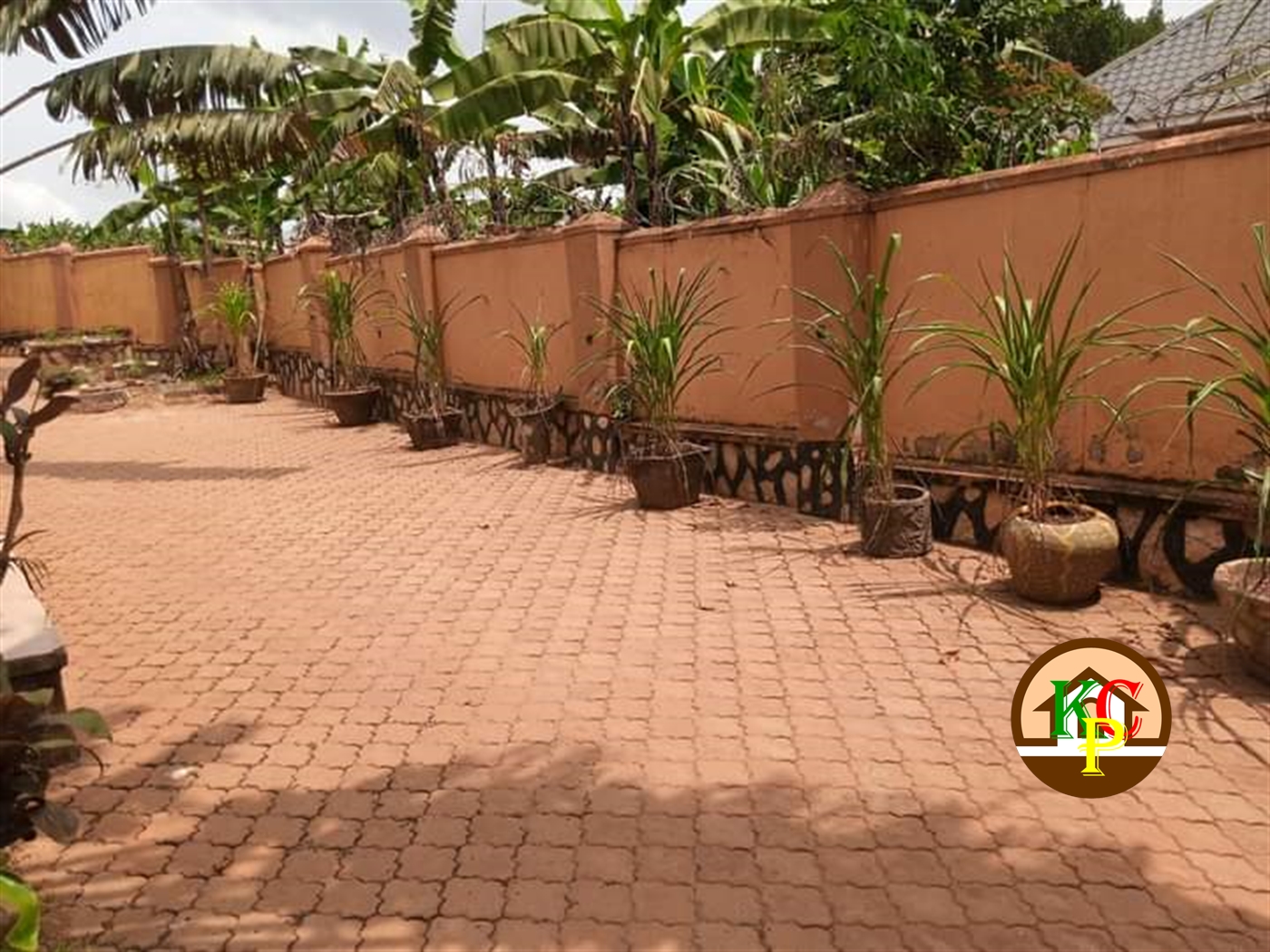 Bungalow for sale in Kira Wakiso