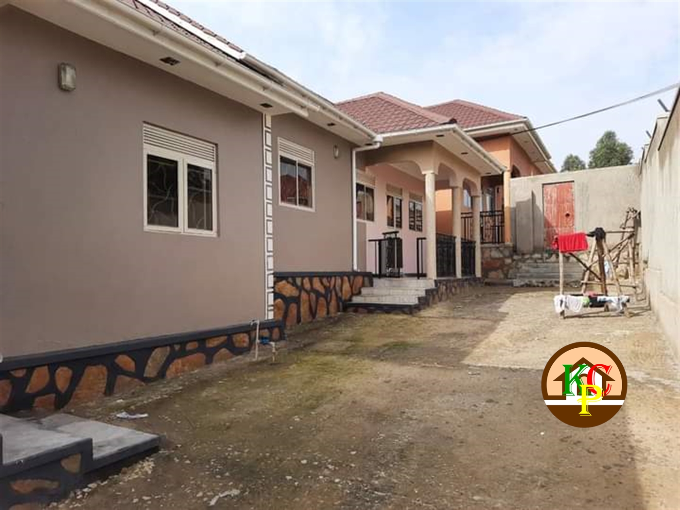 Semi Detached for rent in Bweyogerere Wakiso