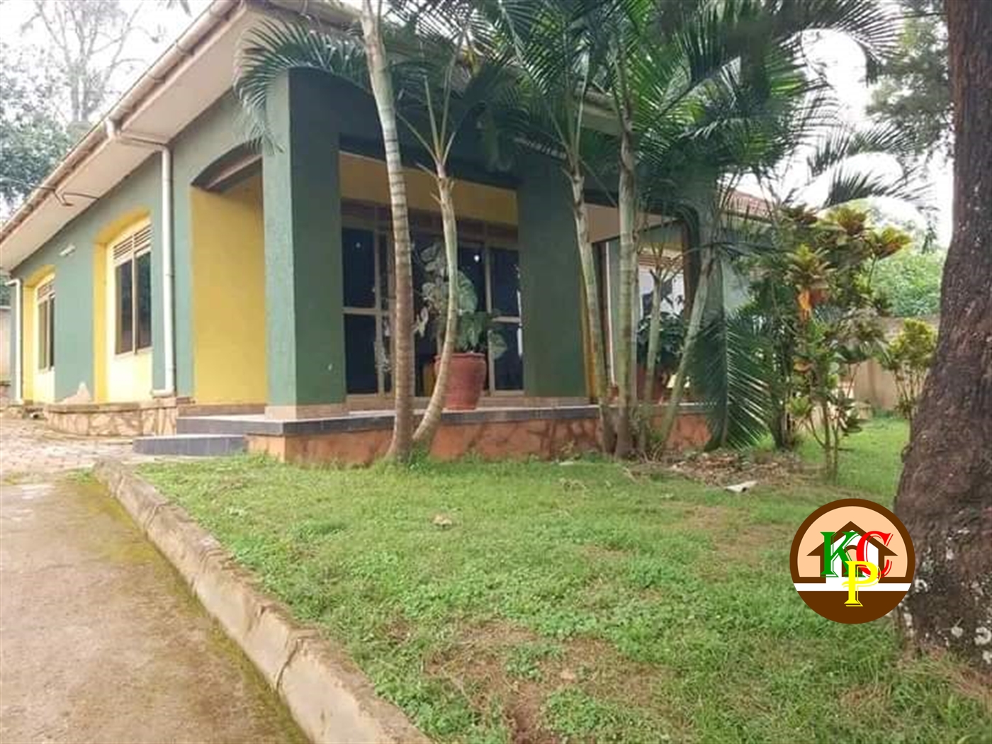 Bungalow for rent in Komamboga Wakiso