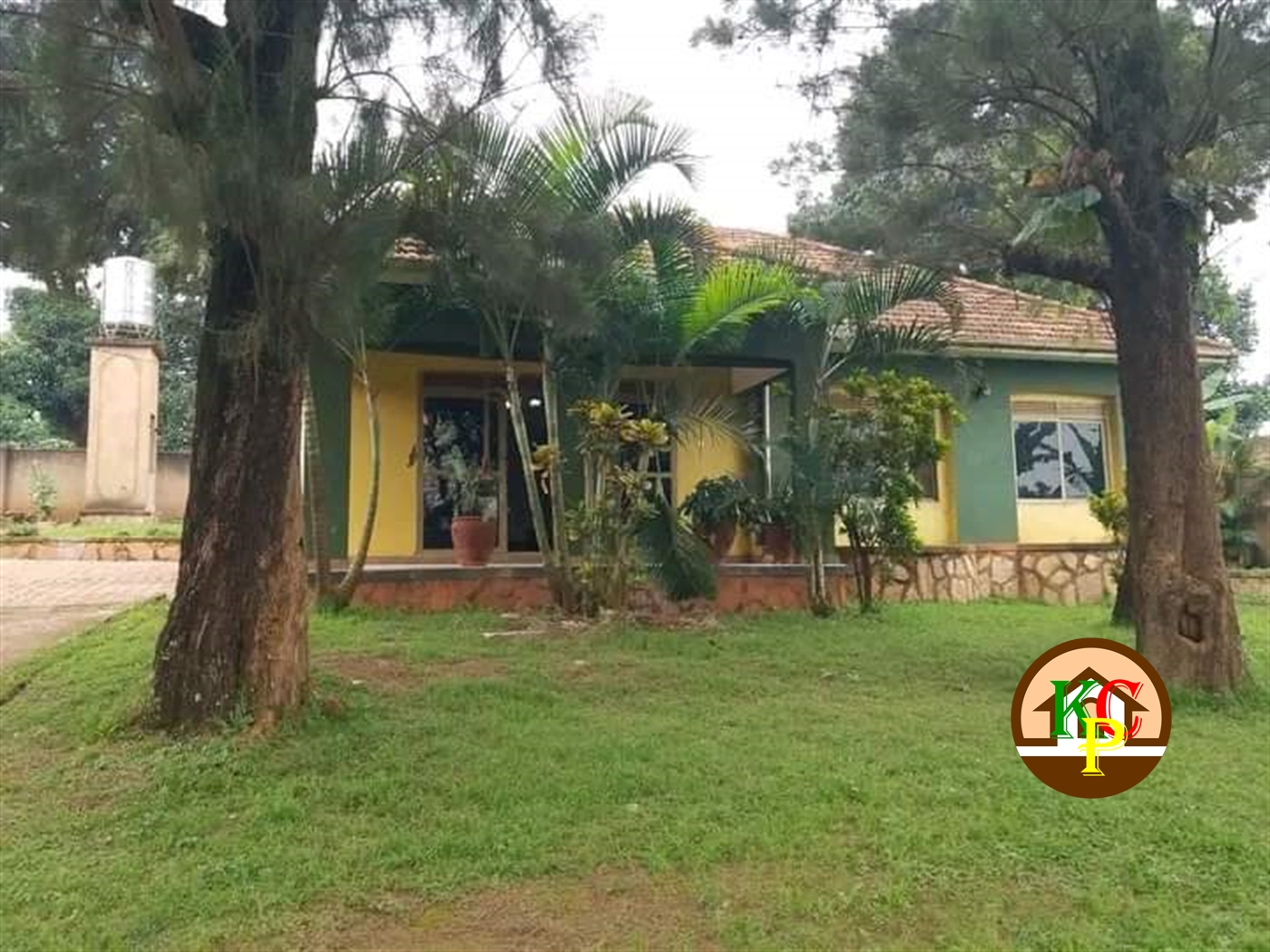 Bungalow for rent in Komamboga Wakiso