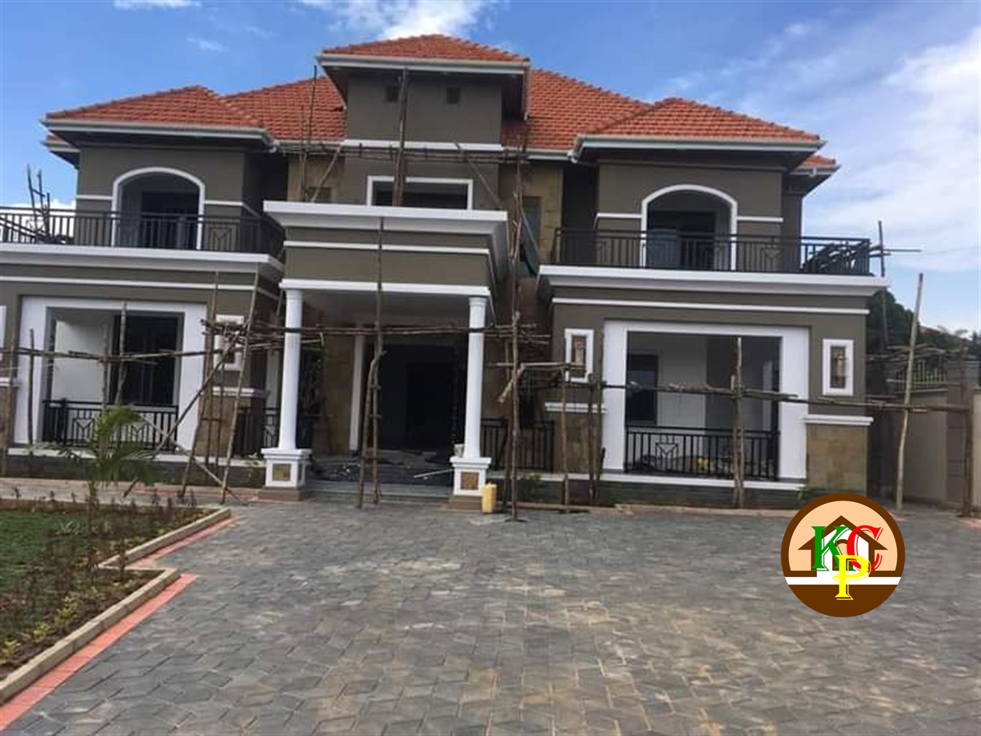 Storeyed house for sale in Munyonyo Kampala