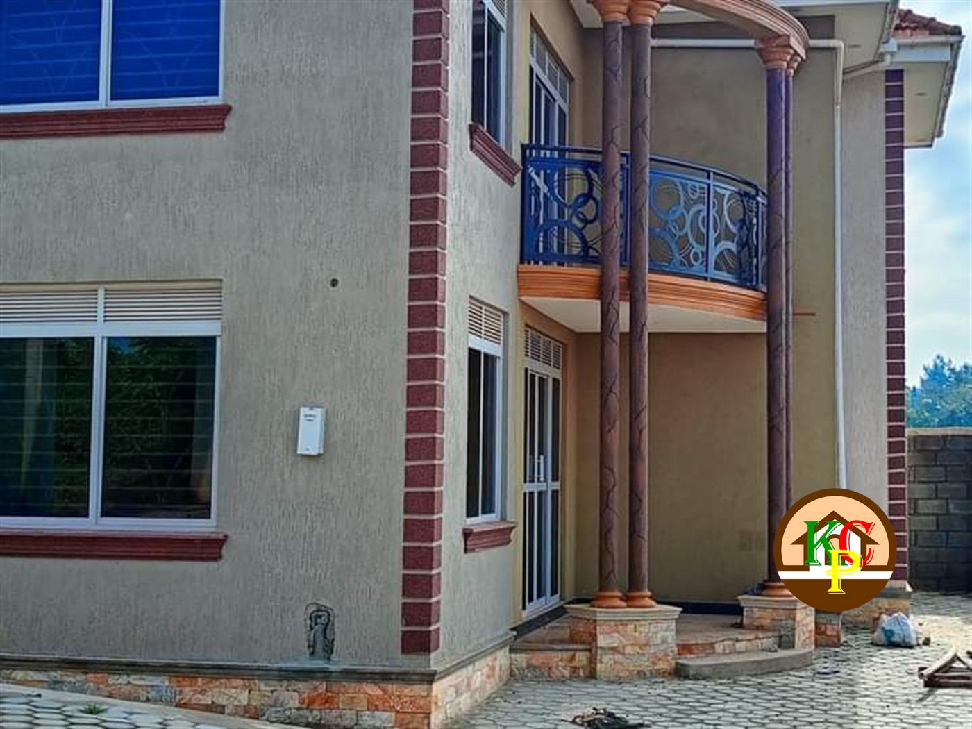 Storeyed house for sale in Buloba Wakiso