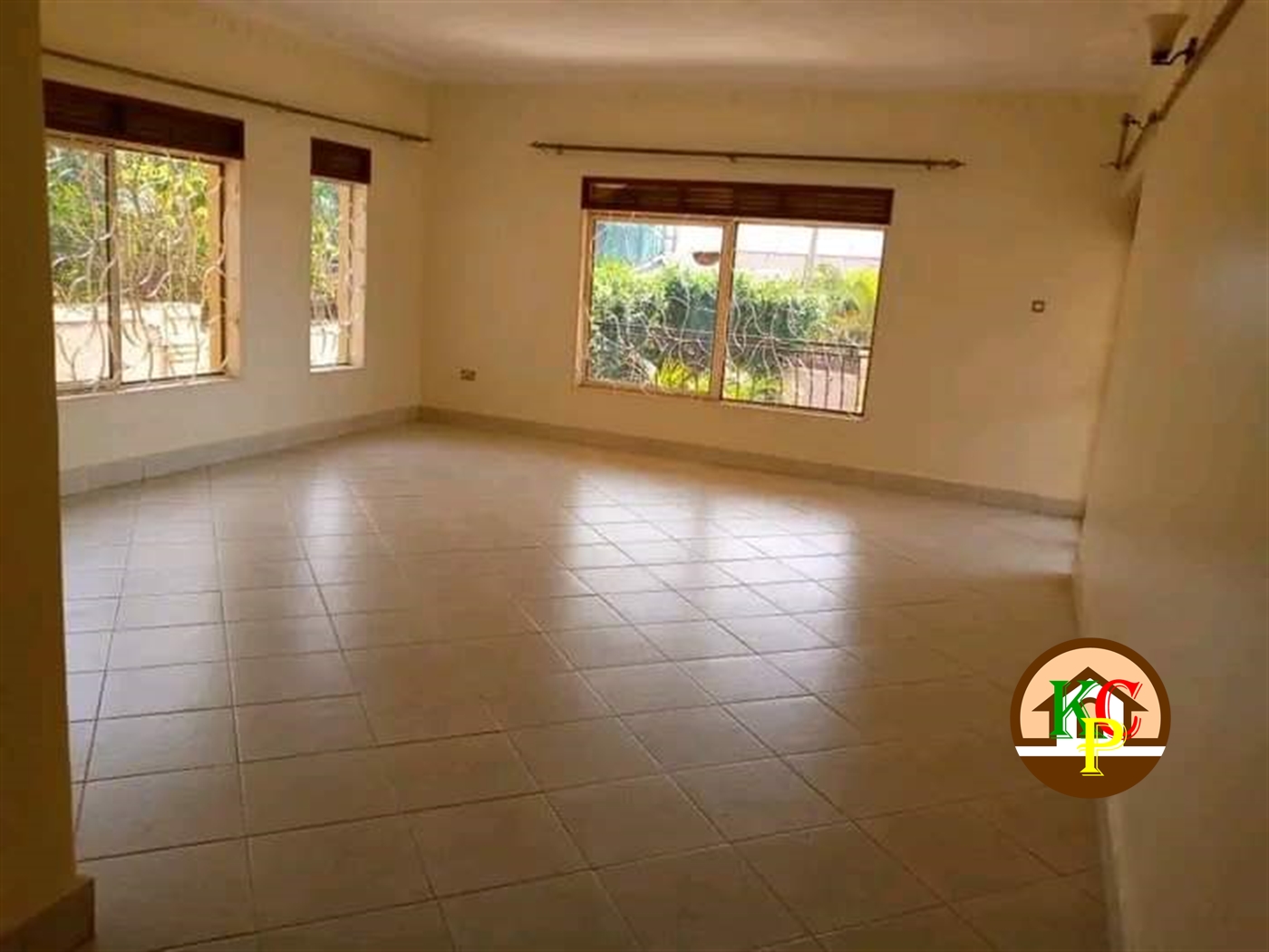 Bungalow for rent in Kira Wakiso