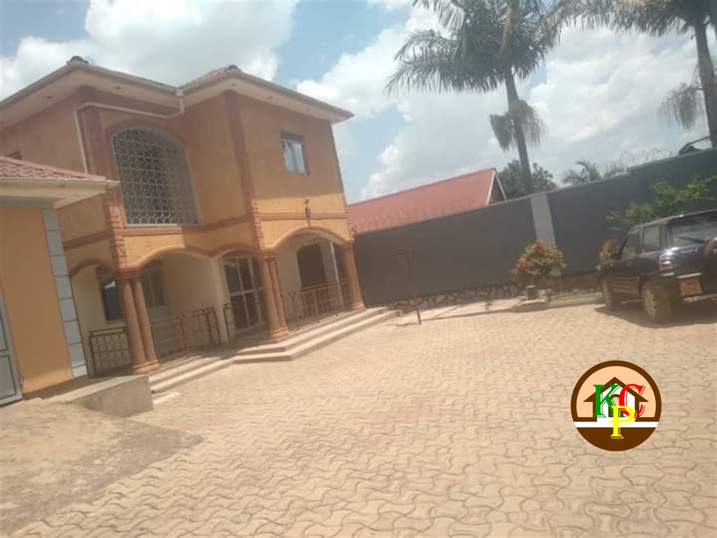 Storeyed house for sale in Bweyogerere Wakiso