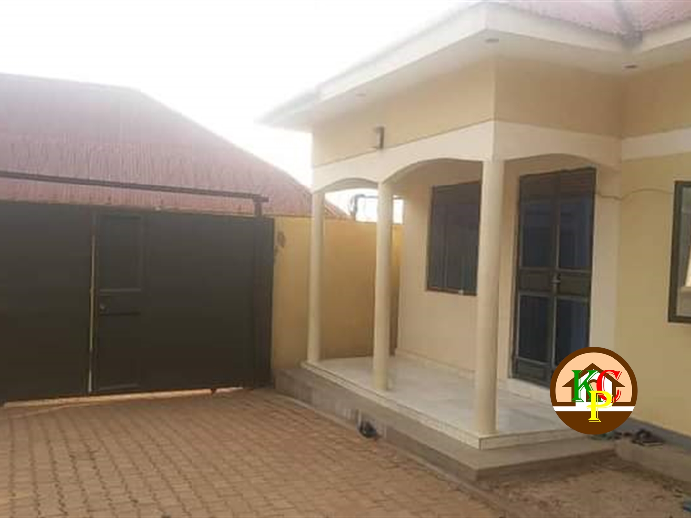 Semi Detached for rent in Mpereerwe Kampala