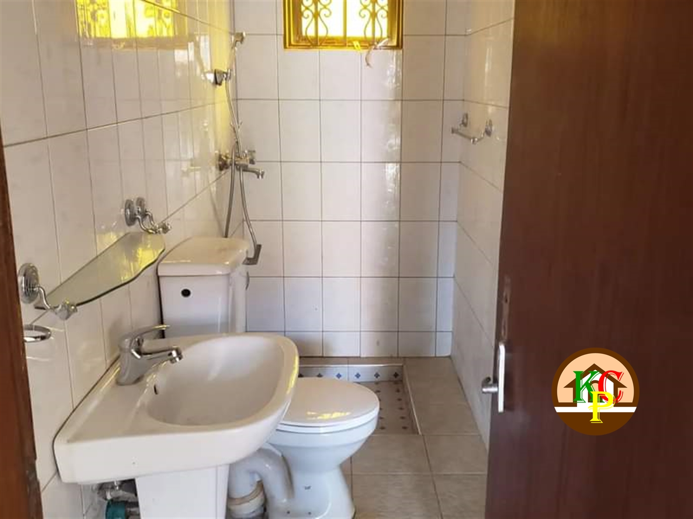 Semi Detached for rent in Kisaasi Kampala