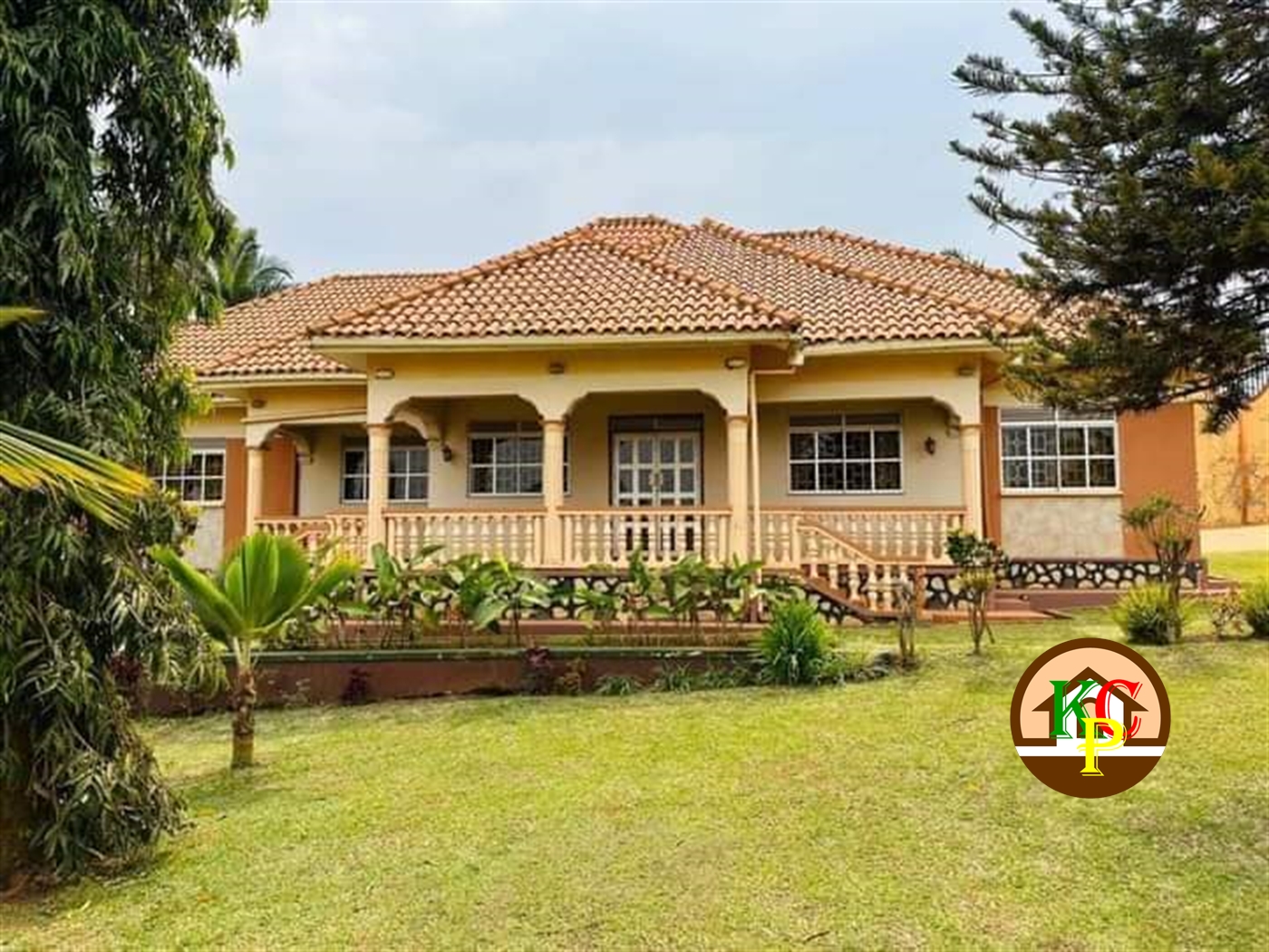 Bungalow for rent in Mutundwe Wakiso