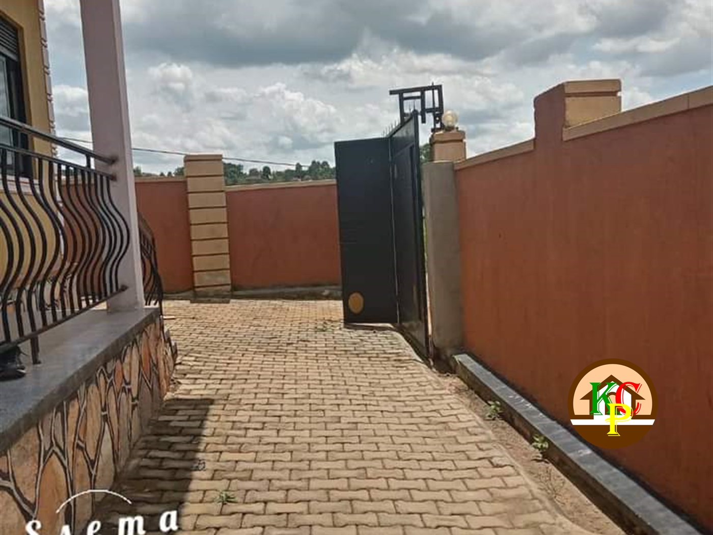 Bungalow for sale in Kyengela Wakiso