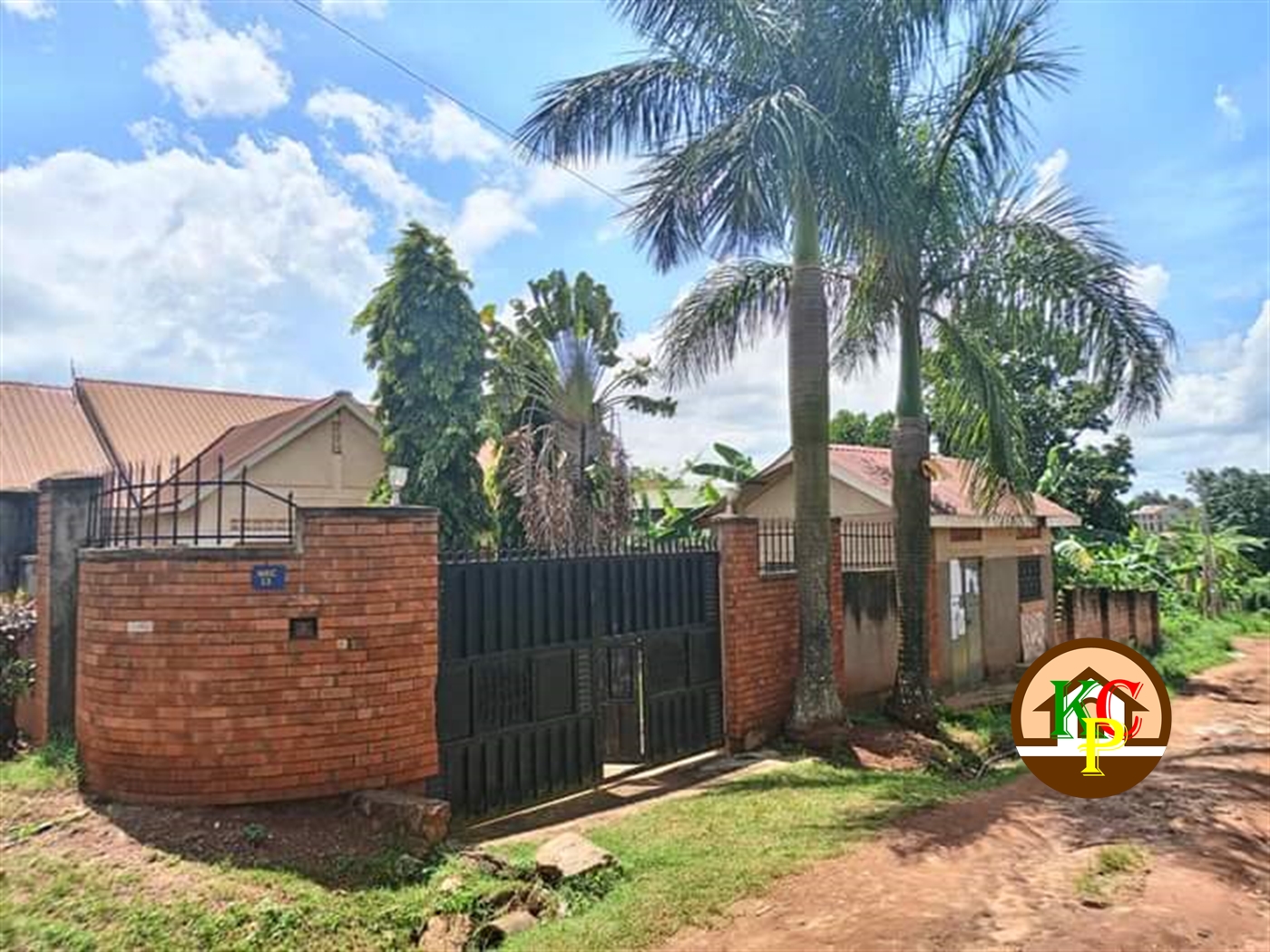 Bungalow for sale in Kyaliwajjala Wakiso