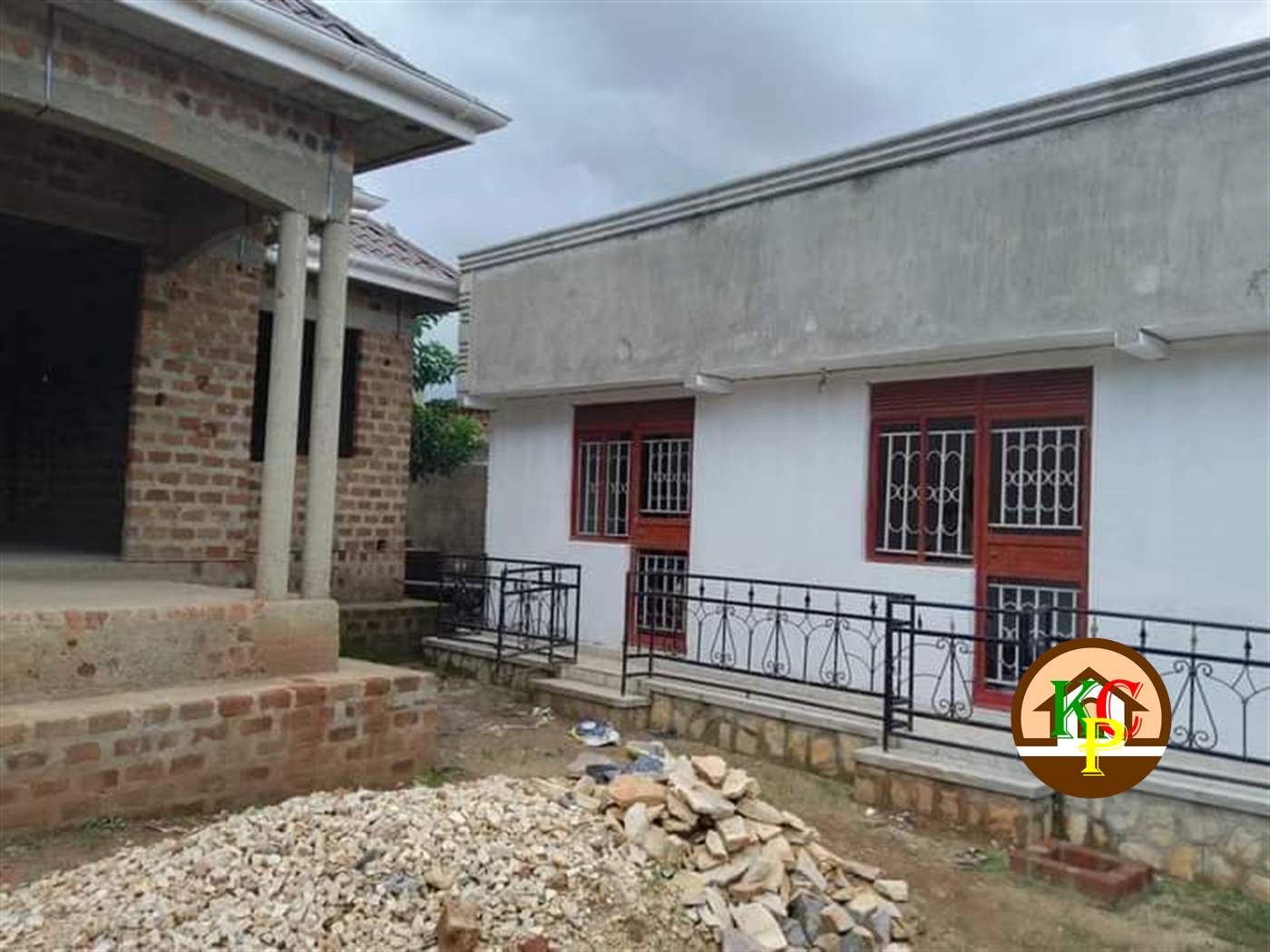 Shell House for sale in Bweyogerere Wakiso