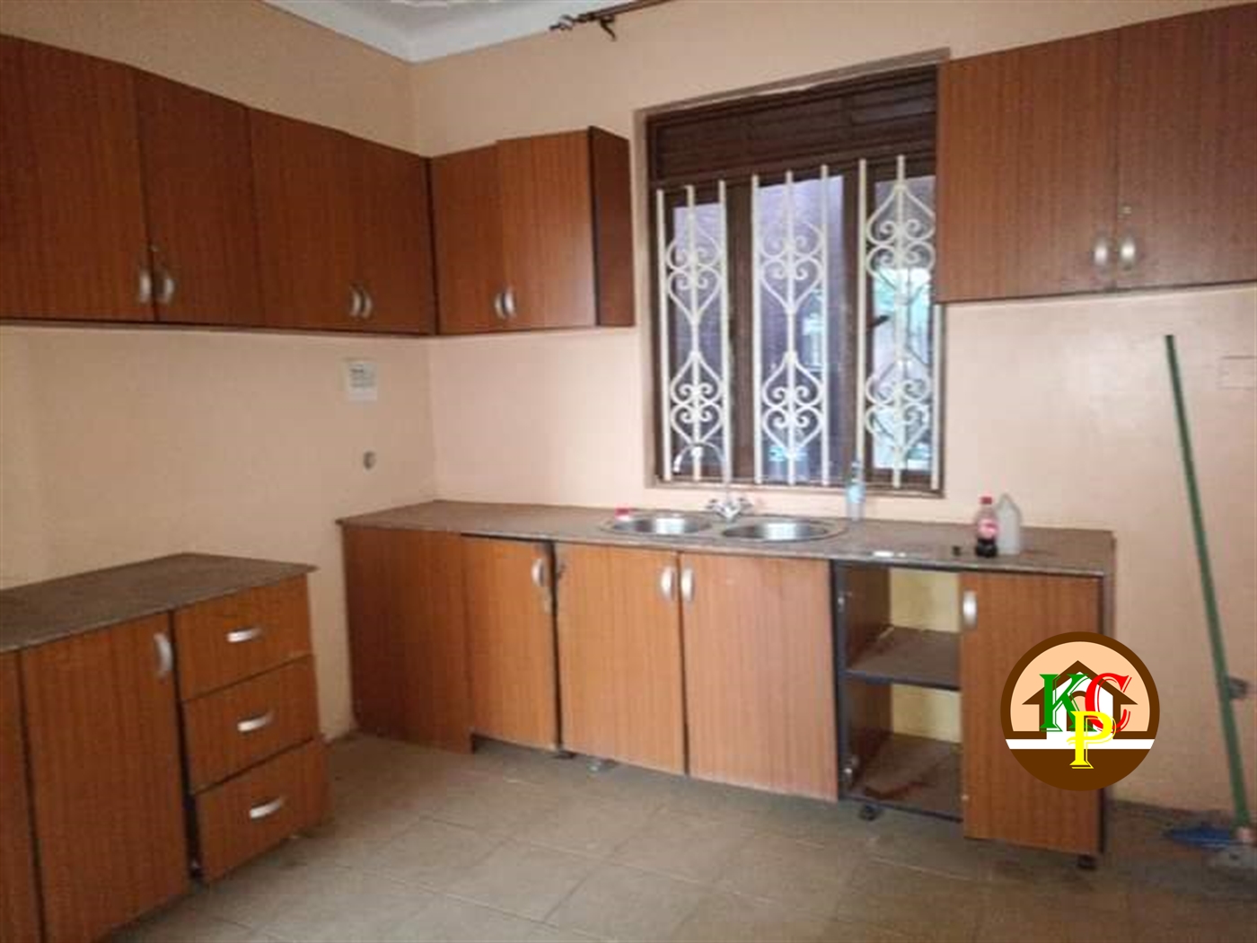 Bungalow for rent in Kyaliwajjala Wakiso