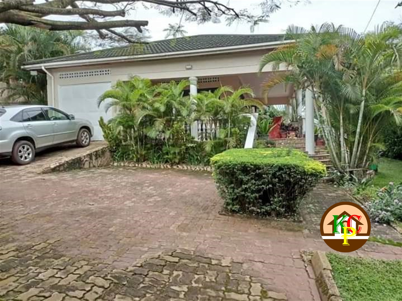 Bungalow for sale in Kisaasi Kampala