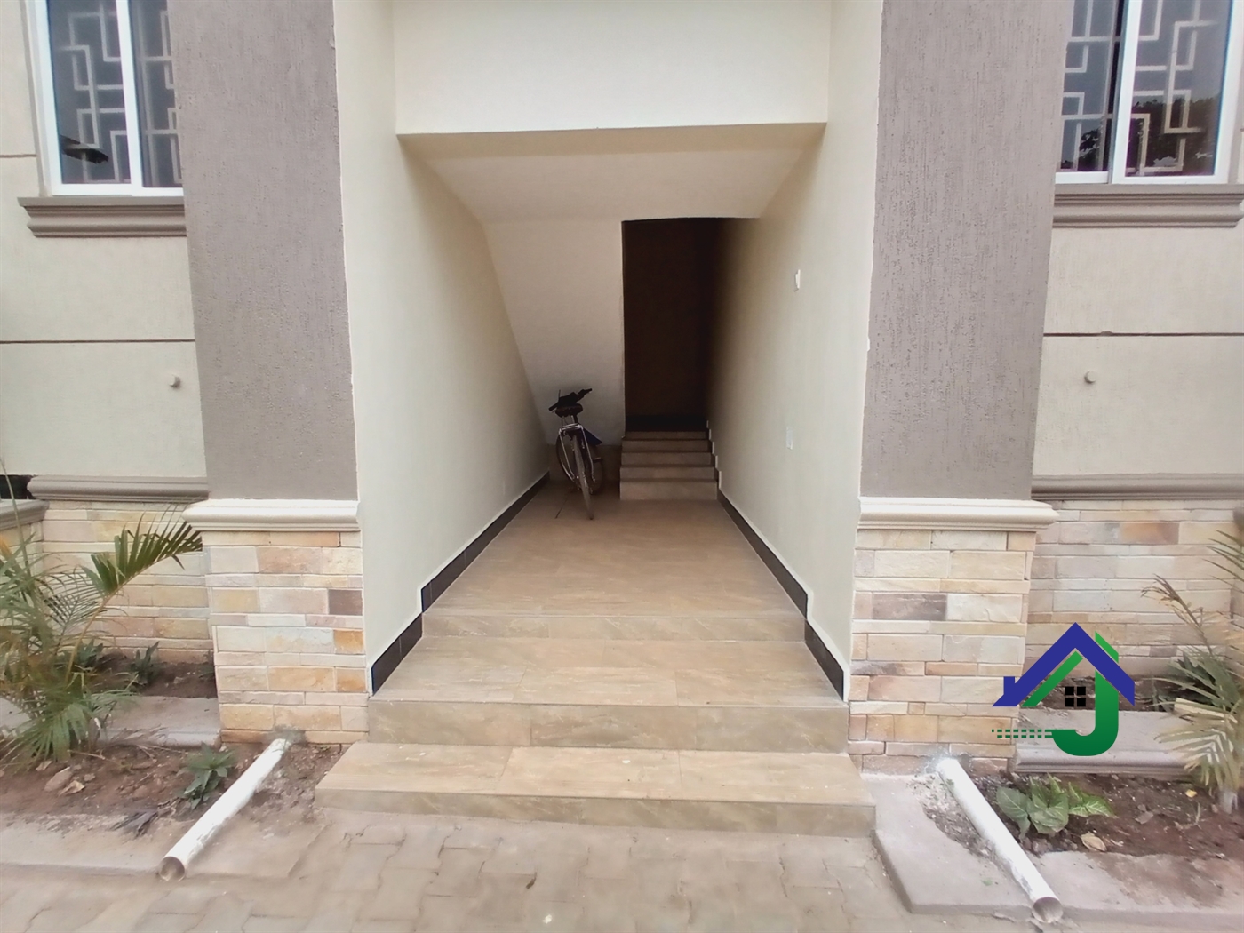 Apartment for rent in Naalya Kampala