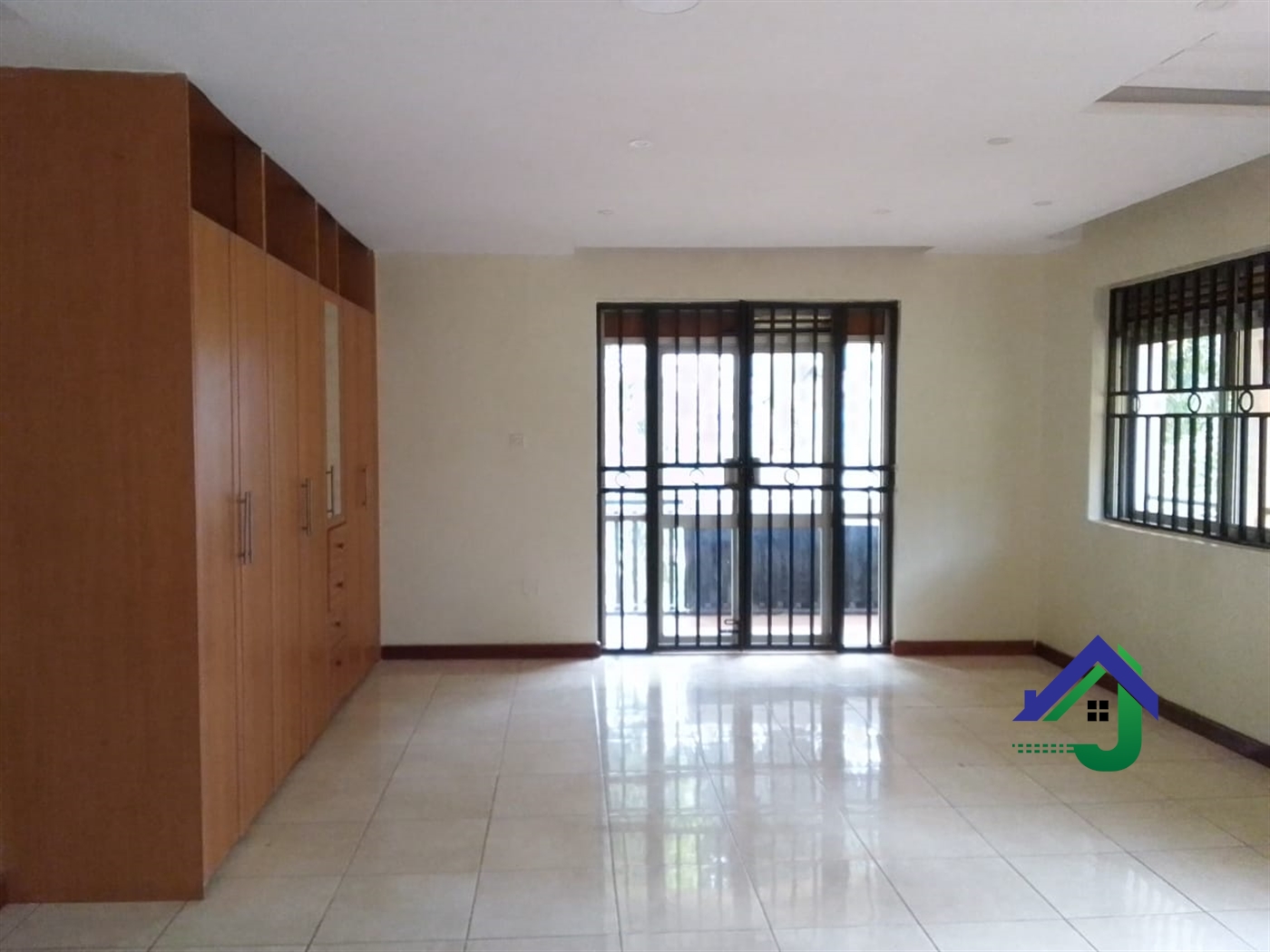 Storeyed house for rent in Naguru Kampala