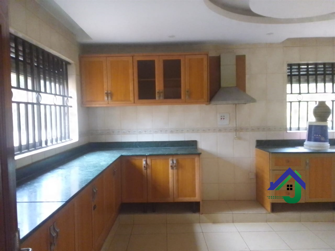 Storeyed house for rent in Naguru Kampala