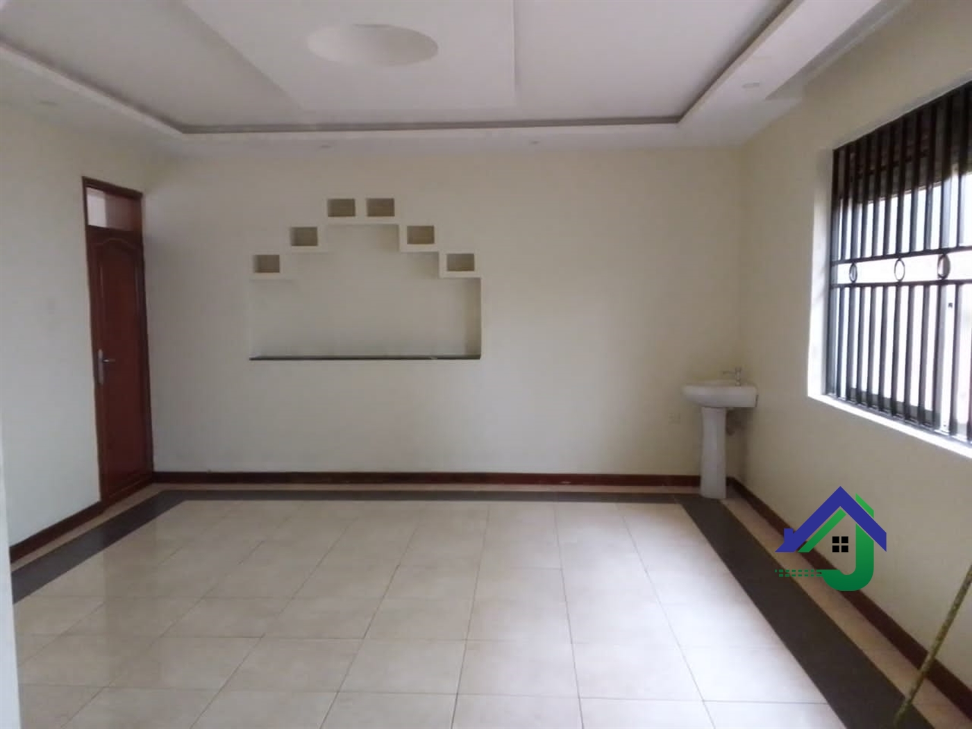 Storeyed house for rent in Naguru Kampala