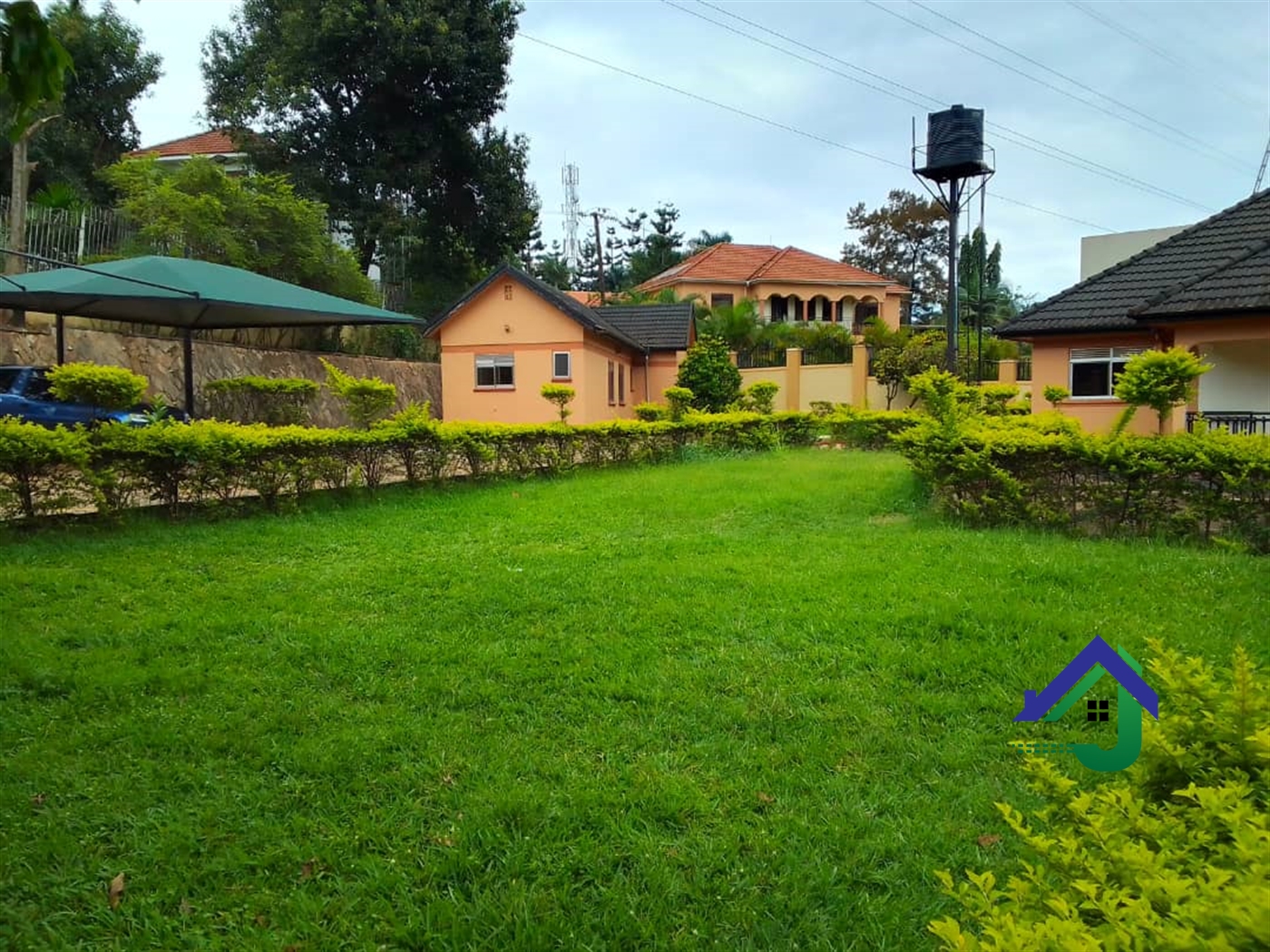 Storeyed house for rent in Naguru Kampala