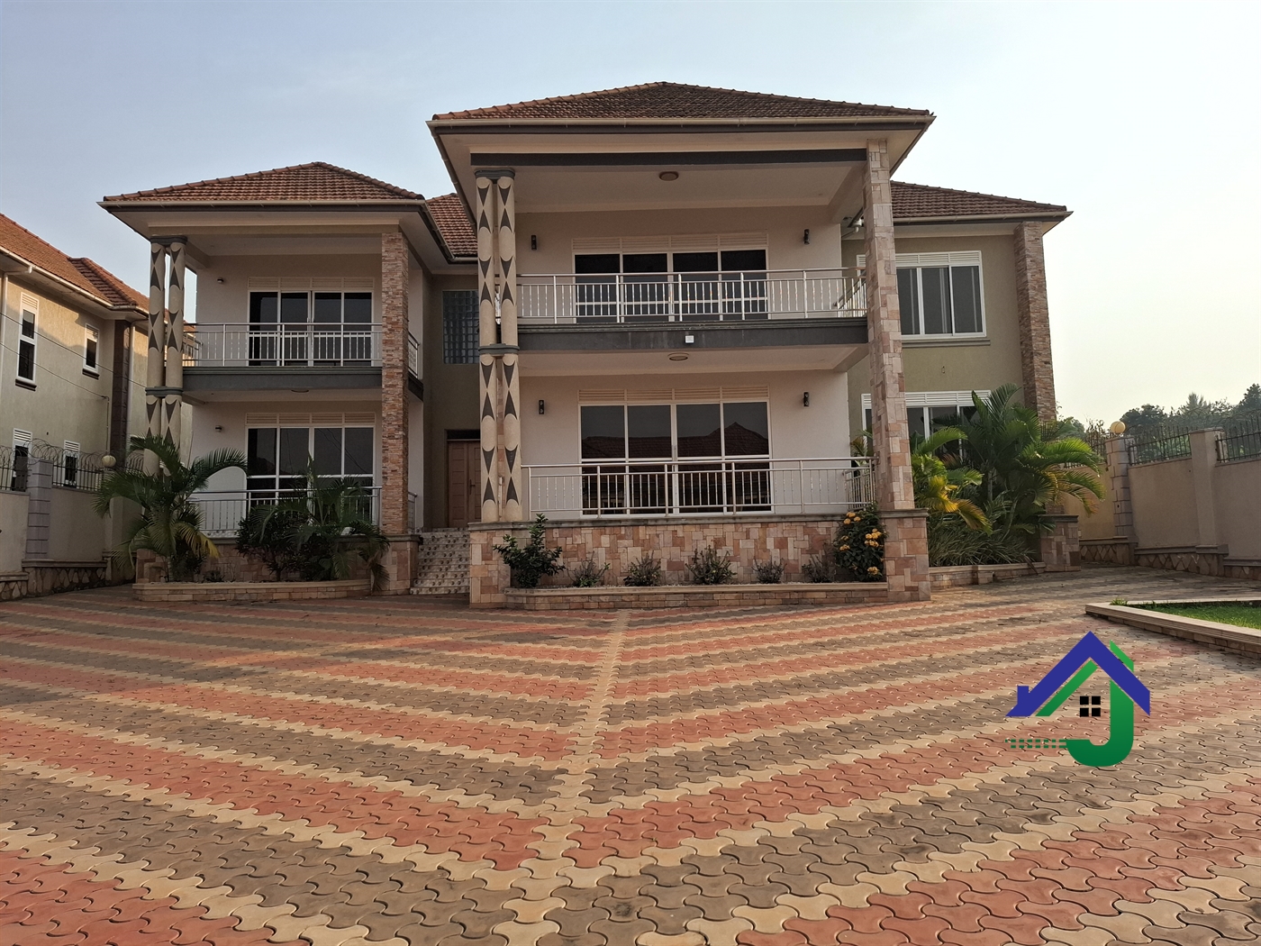 Duplex for sale in Akright Wakiso