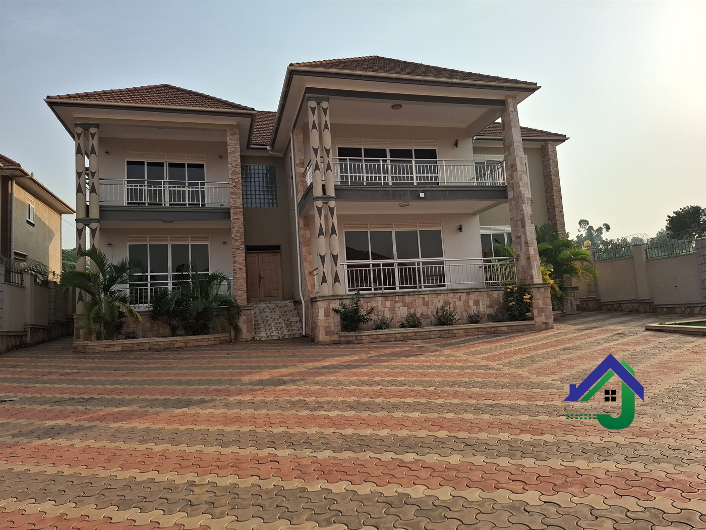 Duplex for sale in Akright Wakiso