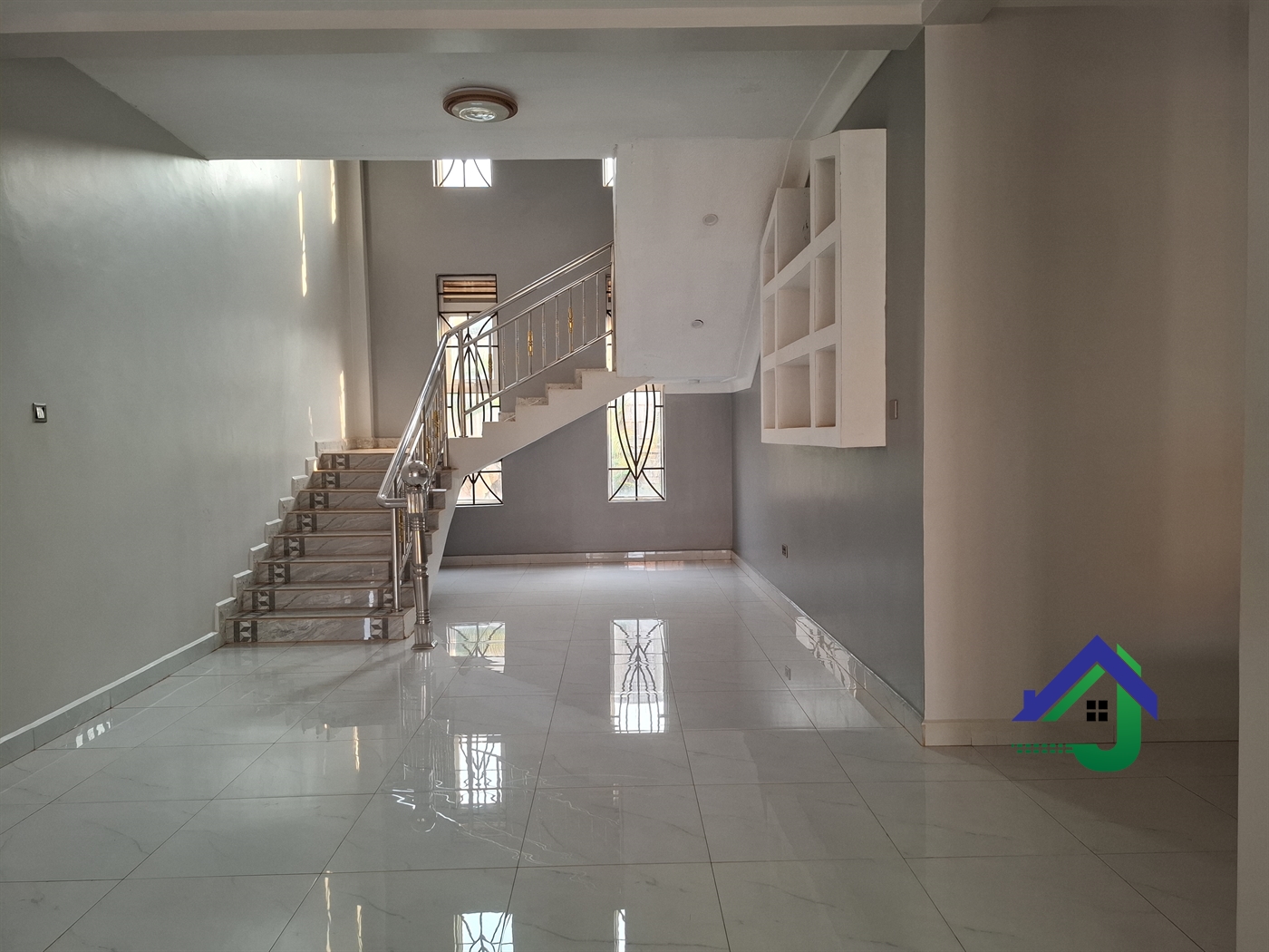 Duplex for sale in Akright Wakiso