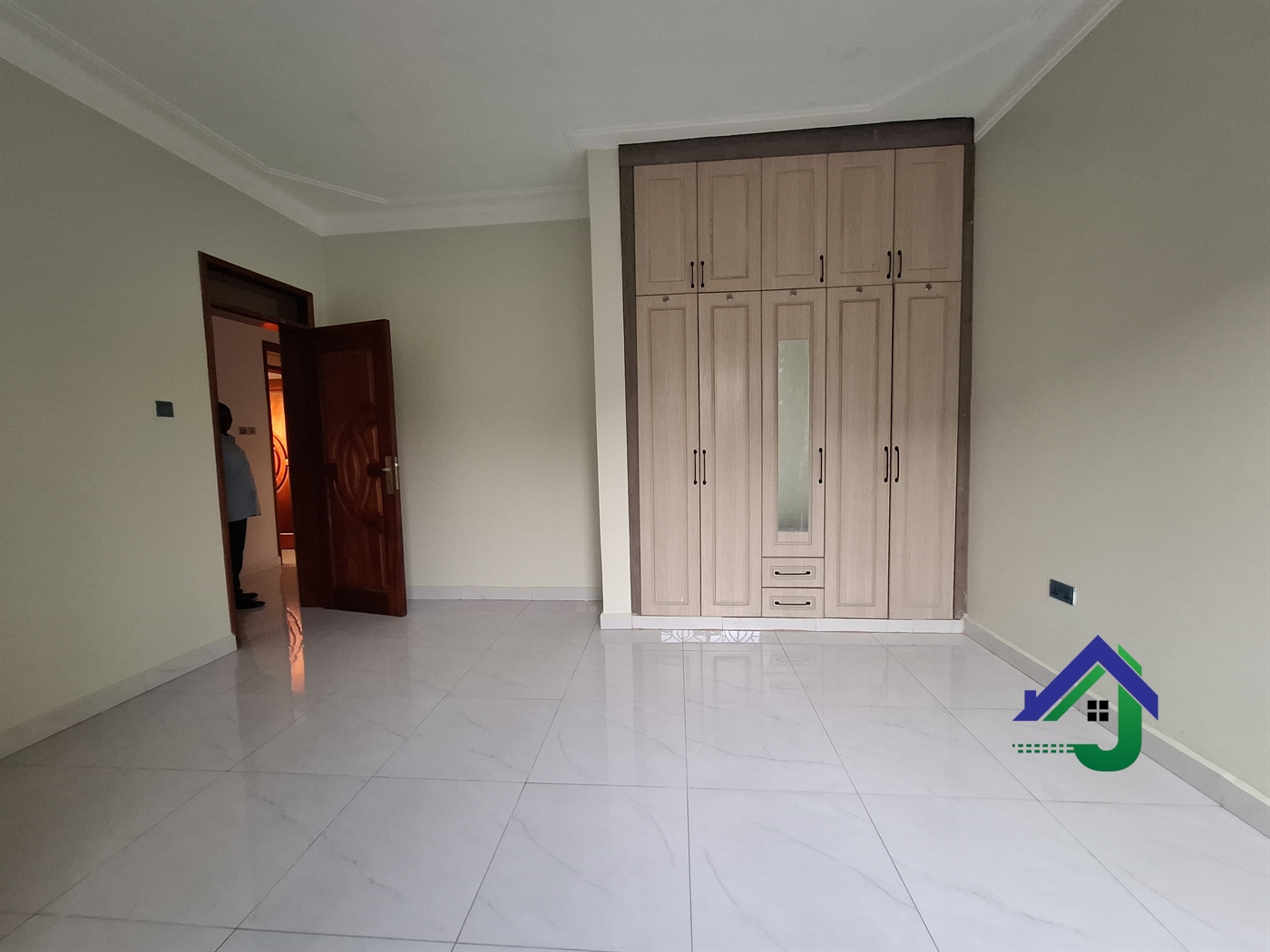 Duplex for sale in Akright Wakiso