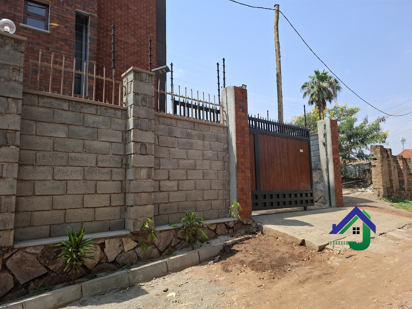 Storeyed house for sale in Alkright Wakiso