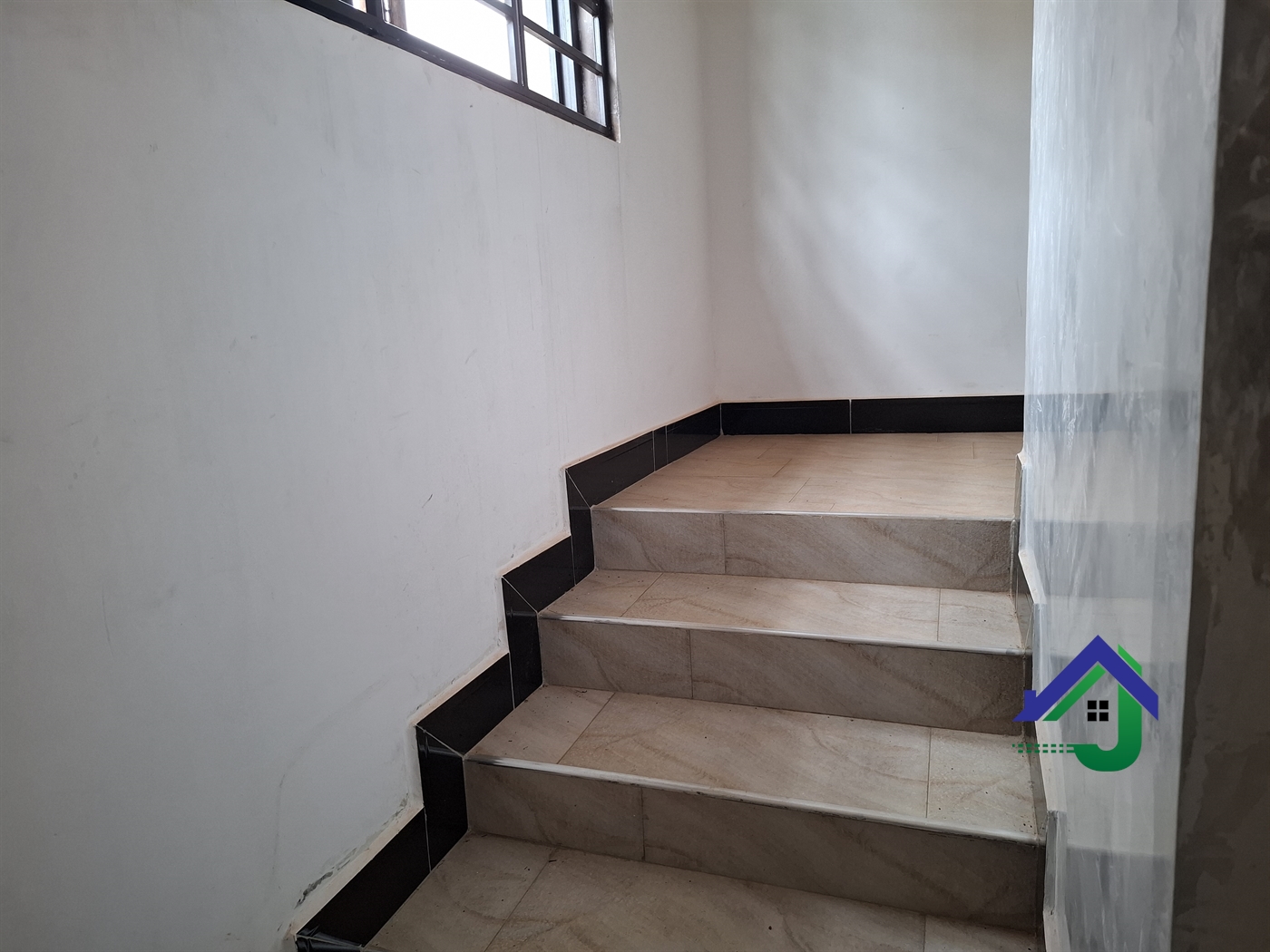 Duplex for sale in Najjeta Wakiso