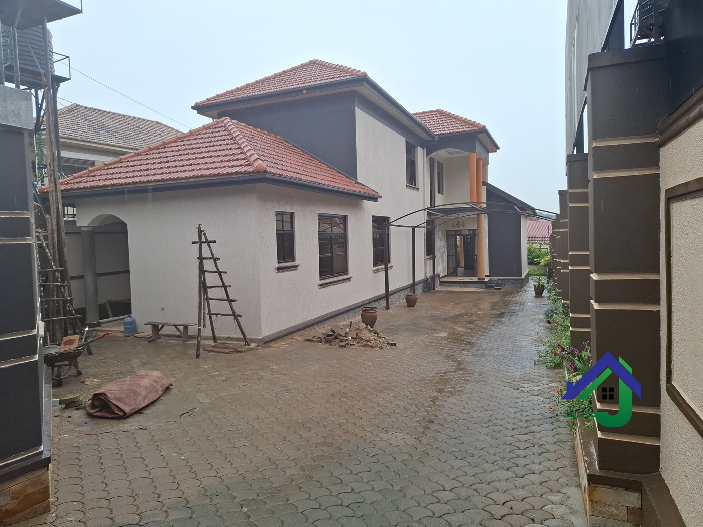 Duplex for sale in Najjeta Wakiso