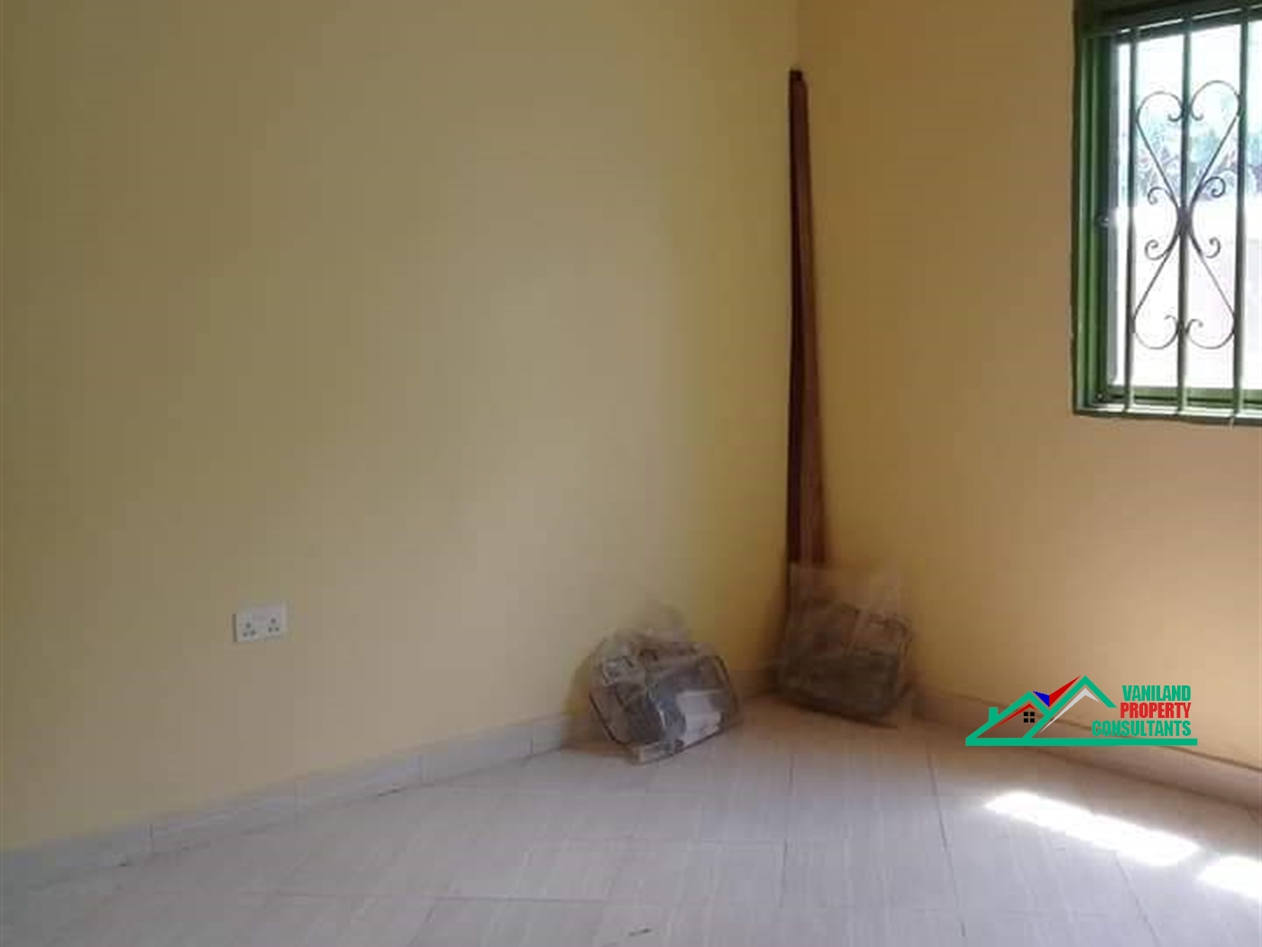 Semi Detached for rent in Mpererwe Kampala