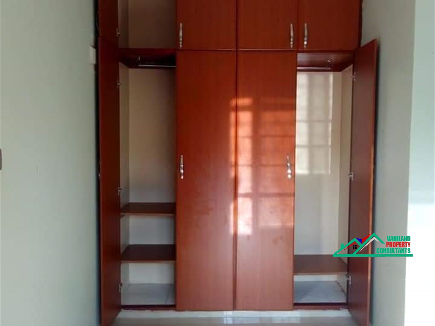 Semi Detached for rent in Kisaasi Kampala